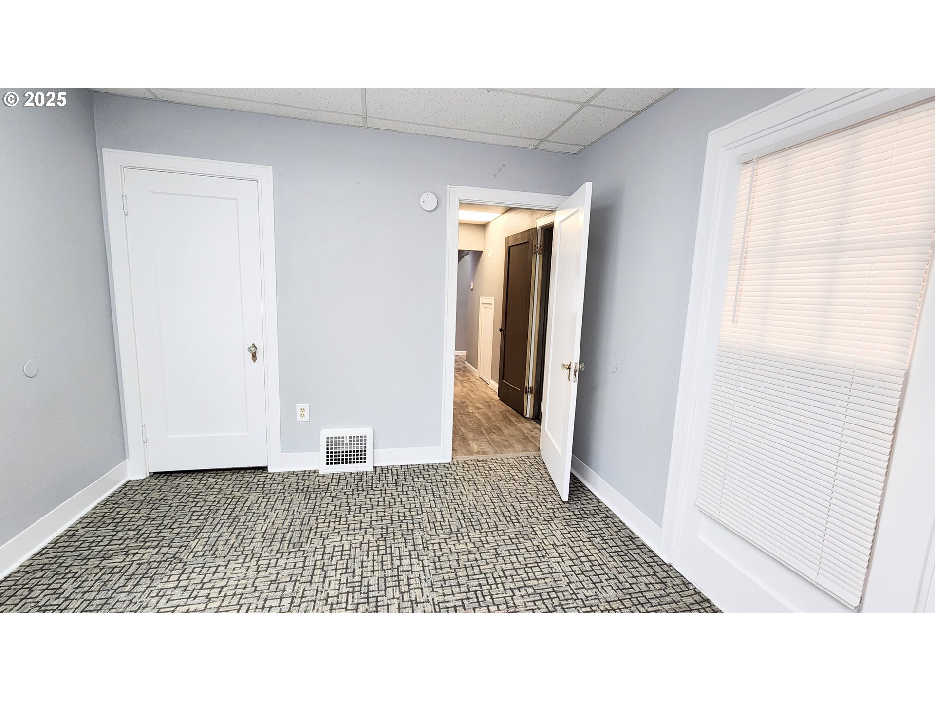 315 N Gale St Property Photo 11