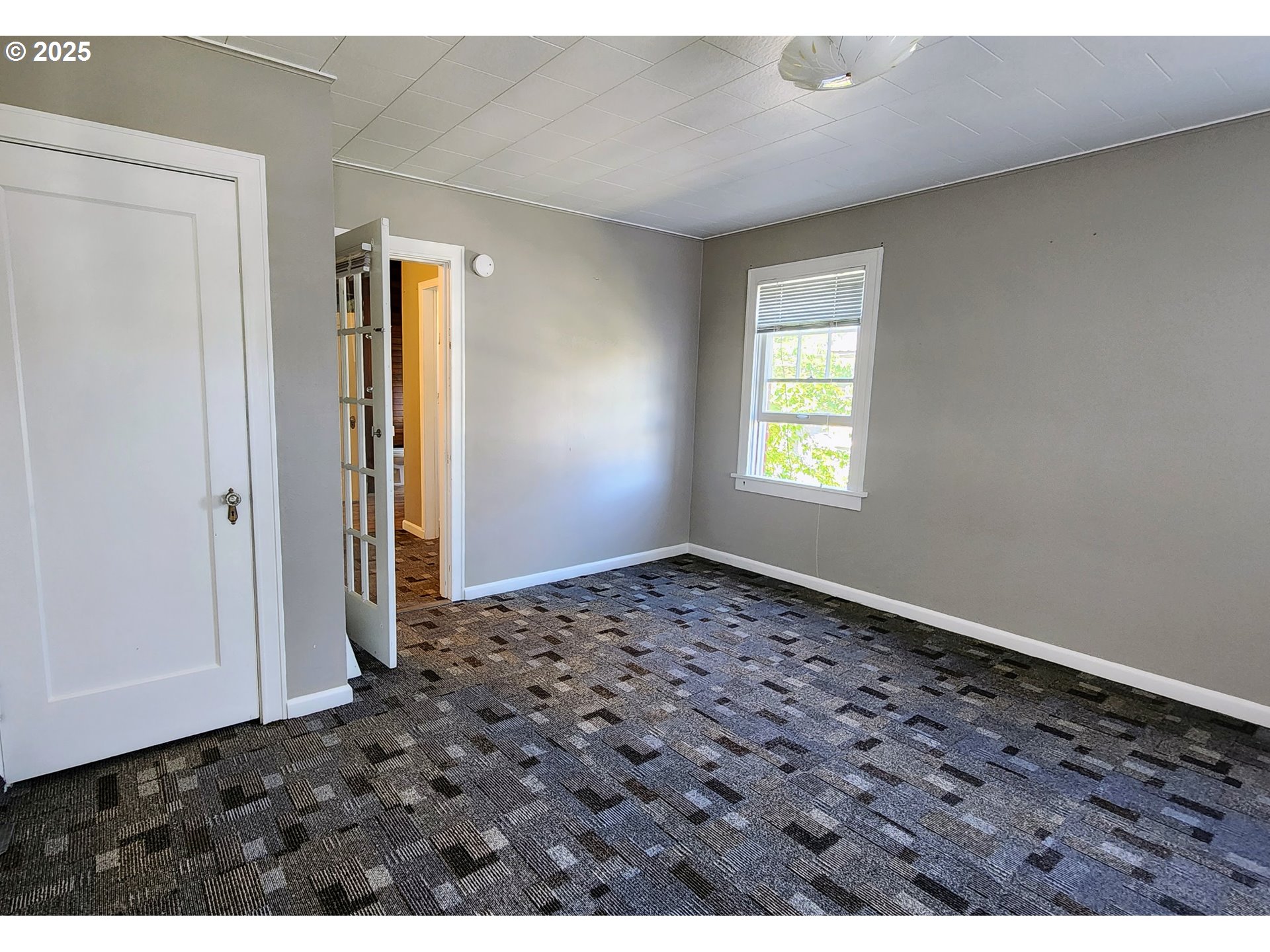 315 N Gale St Property Photo 15