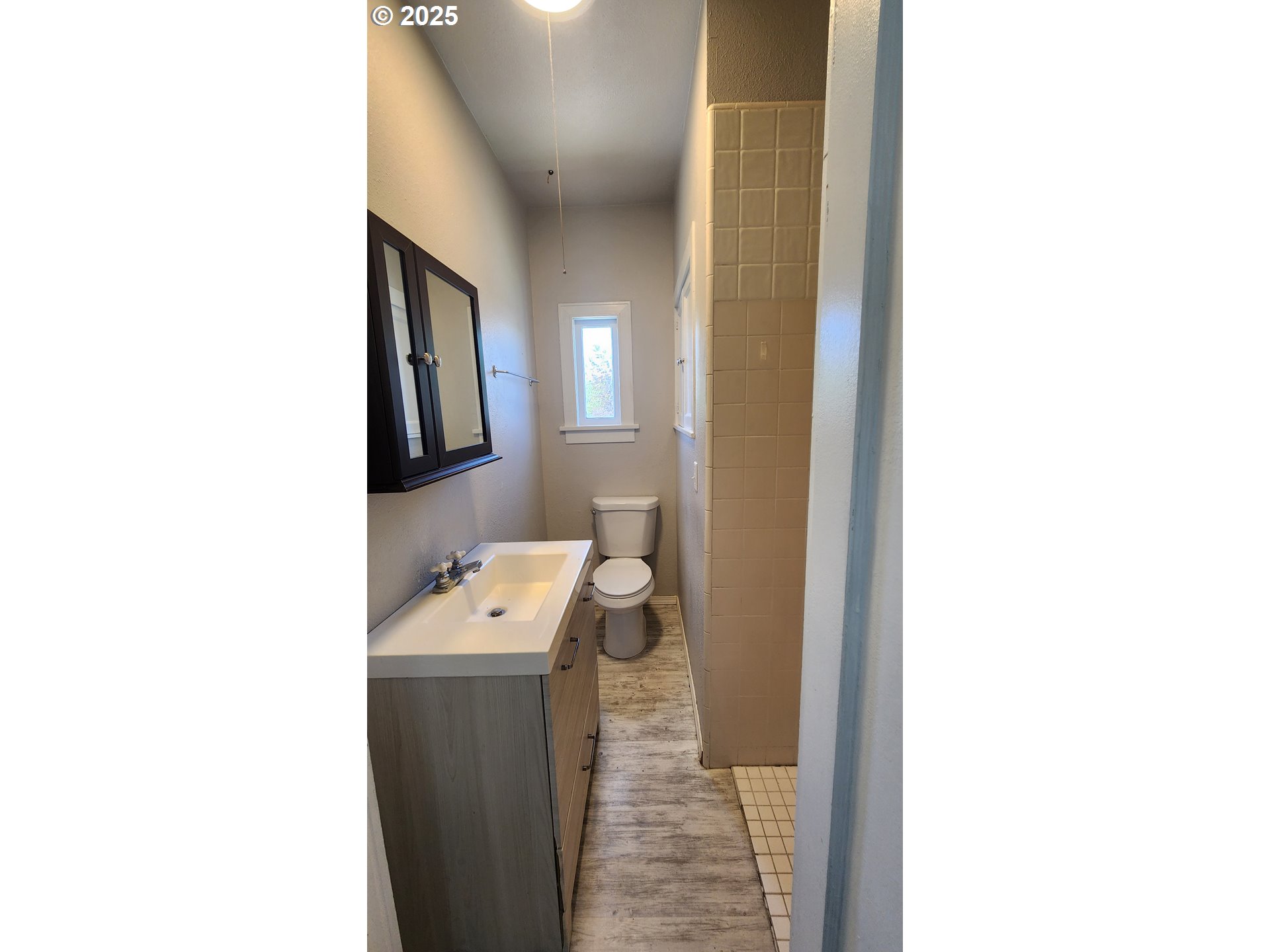 315 N Gale St Property Photo 41
