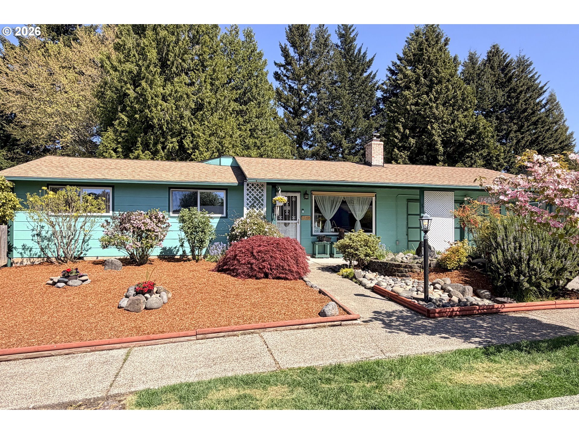1504 Ne Village Squire Ct Property Photo 1
