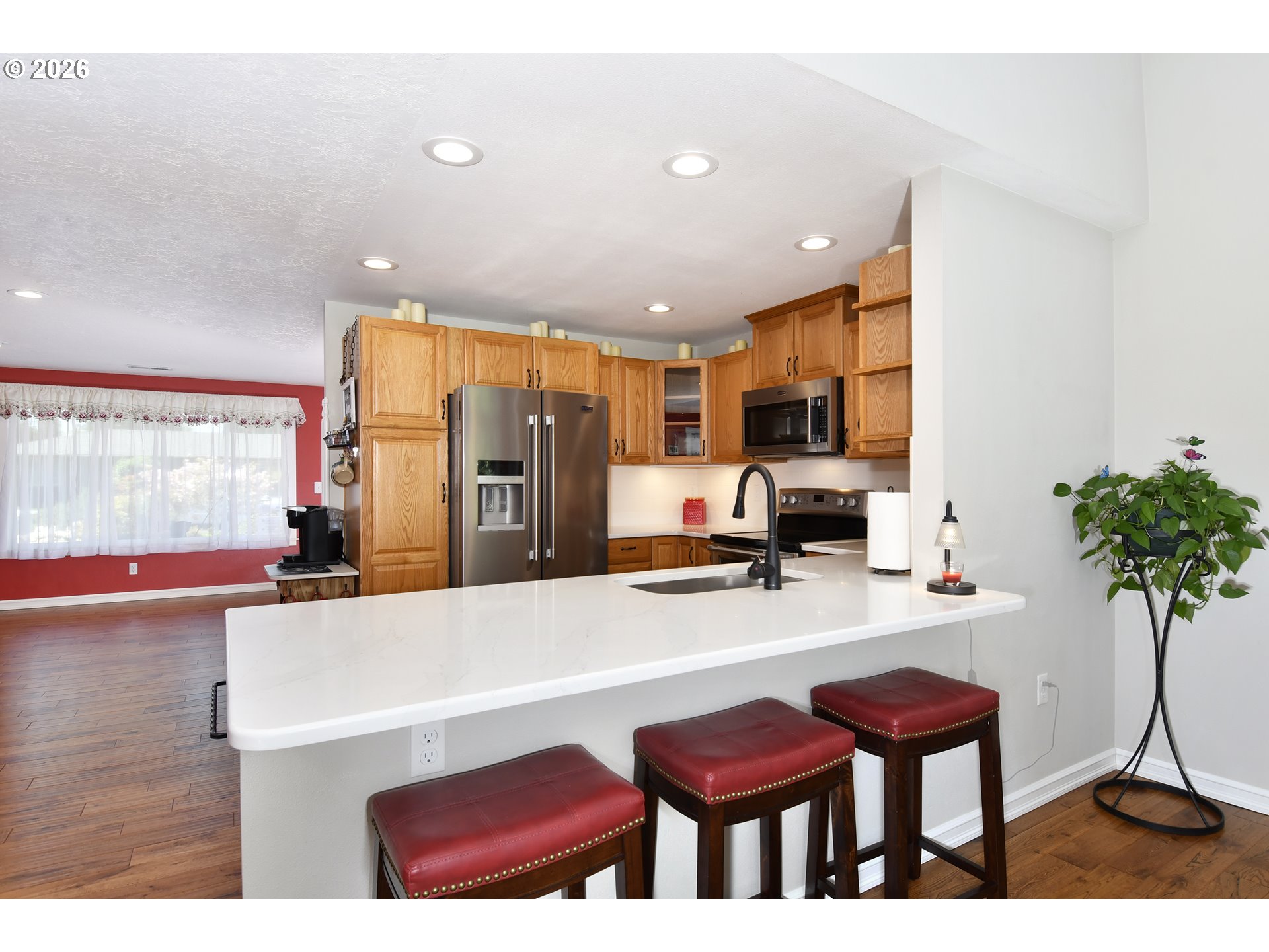 1504 Ne Village Squire Ct Property Photo 10