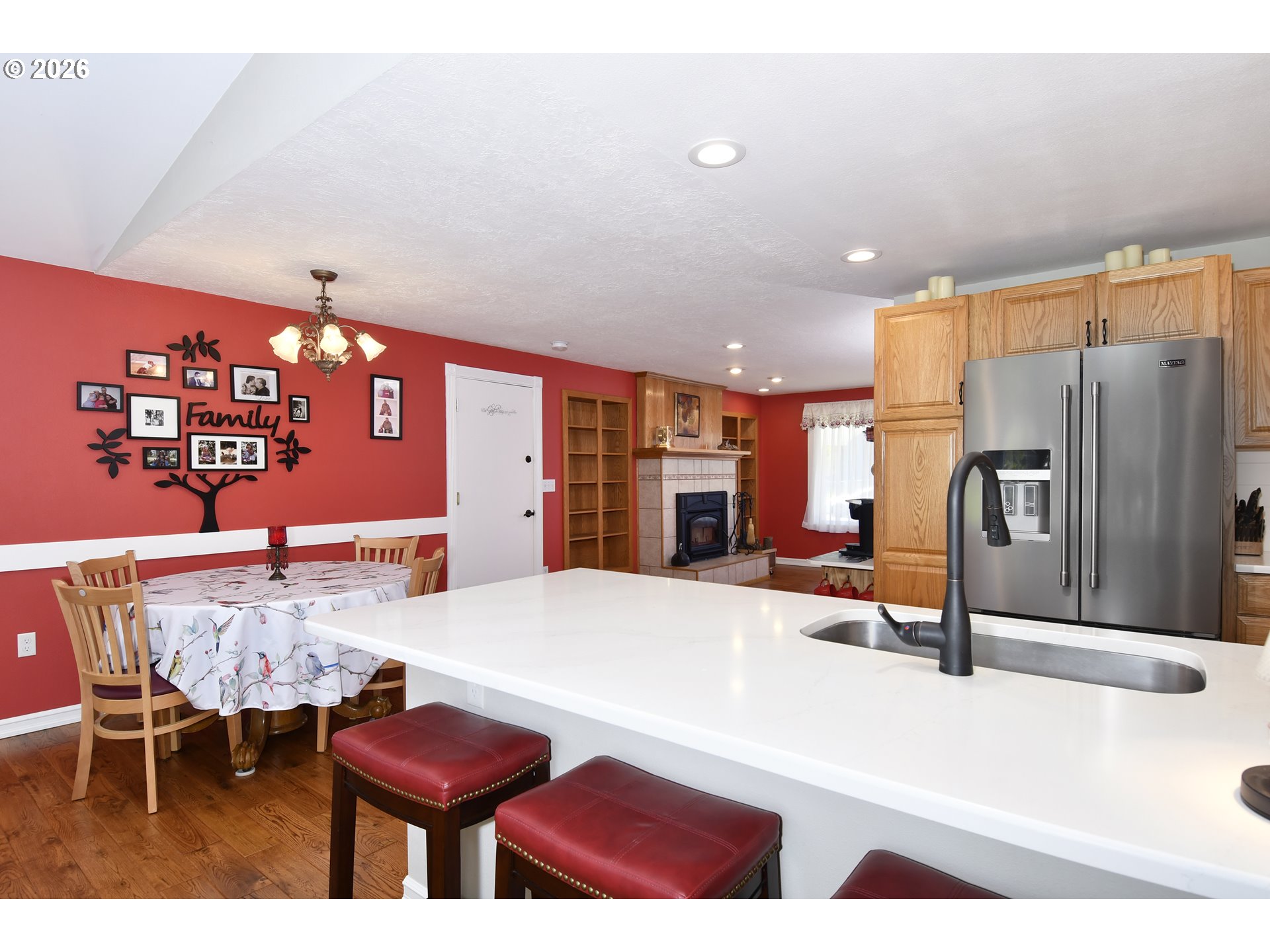 1504 Ne Village Squire Ct Property Photo 11