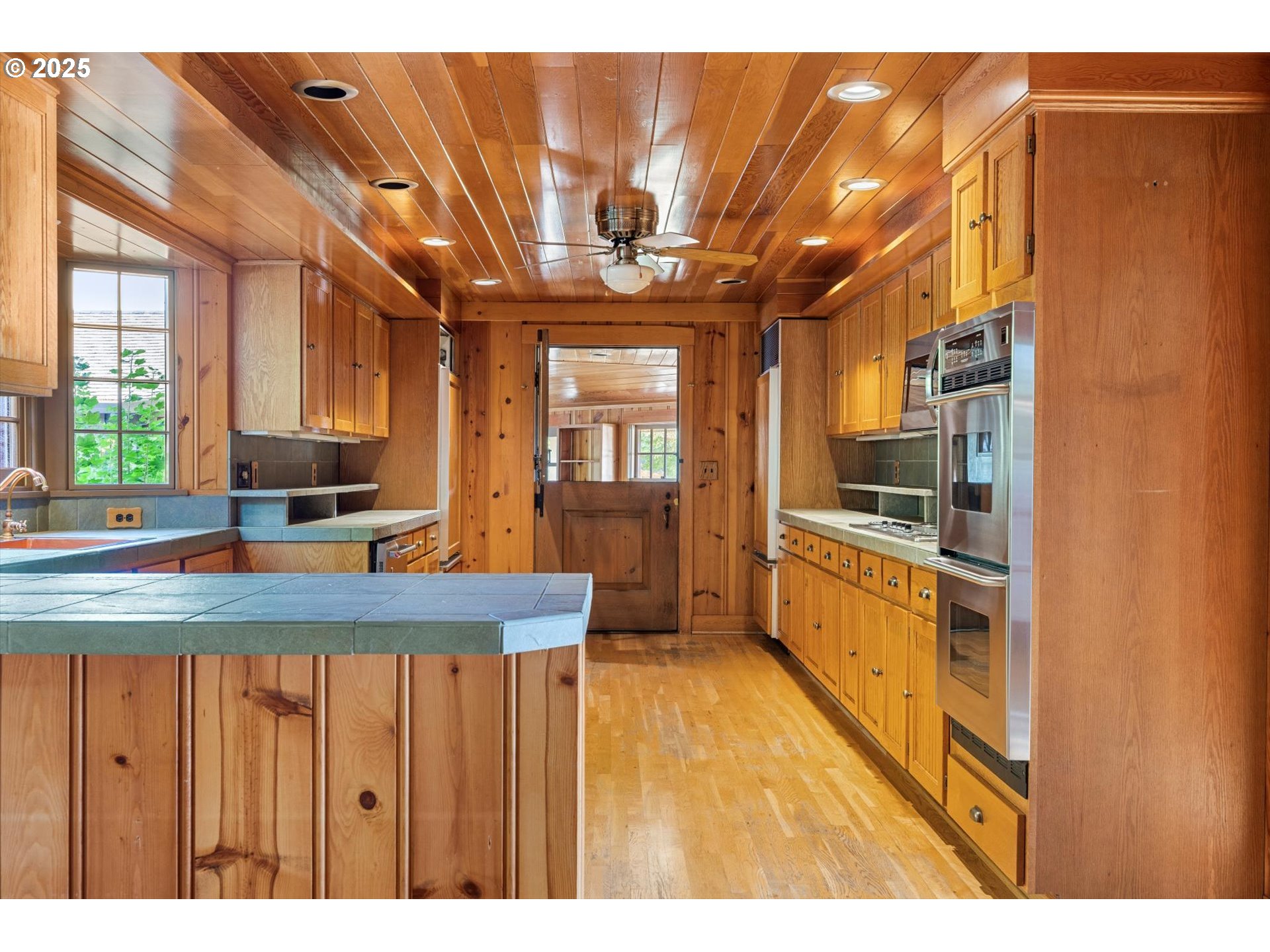 35960 Ne Wilsonville Rd Property Photo 14