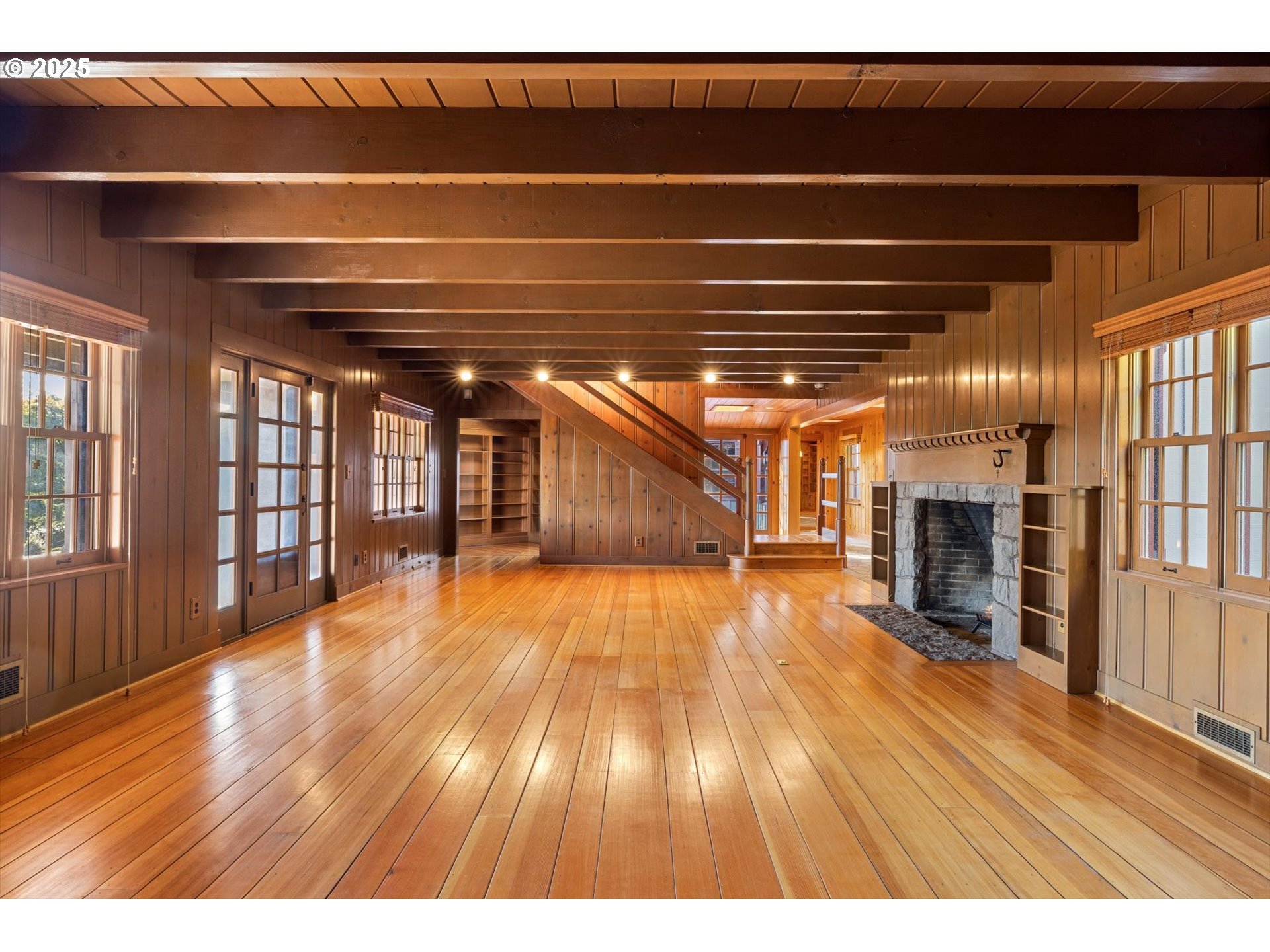 35960 Ne Wilsonville Rd Property Photo 17