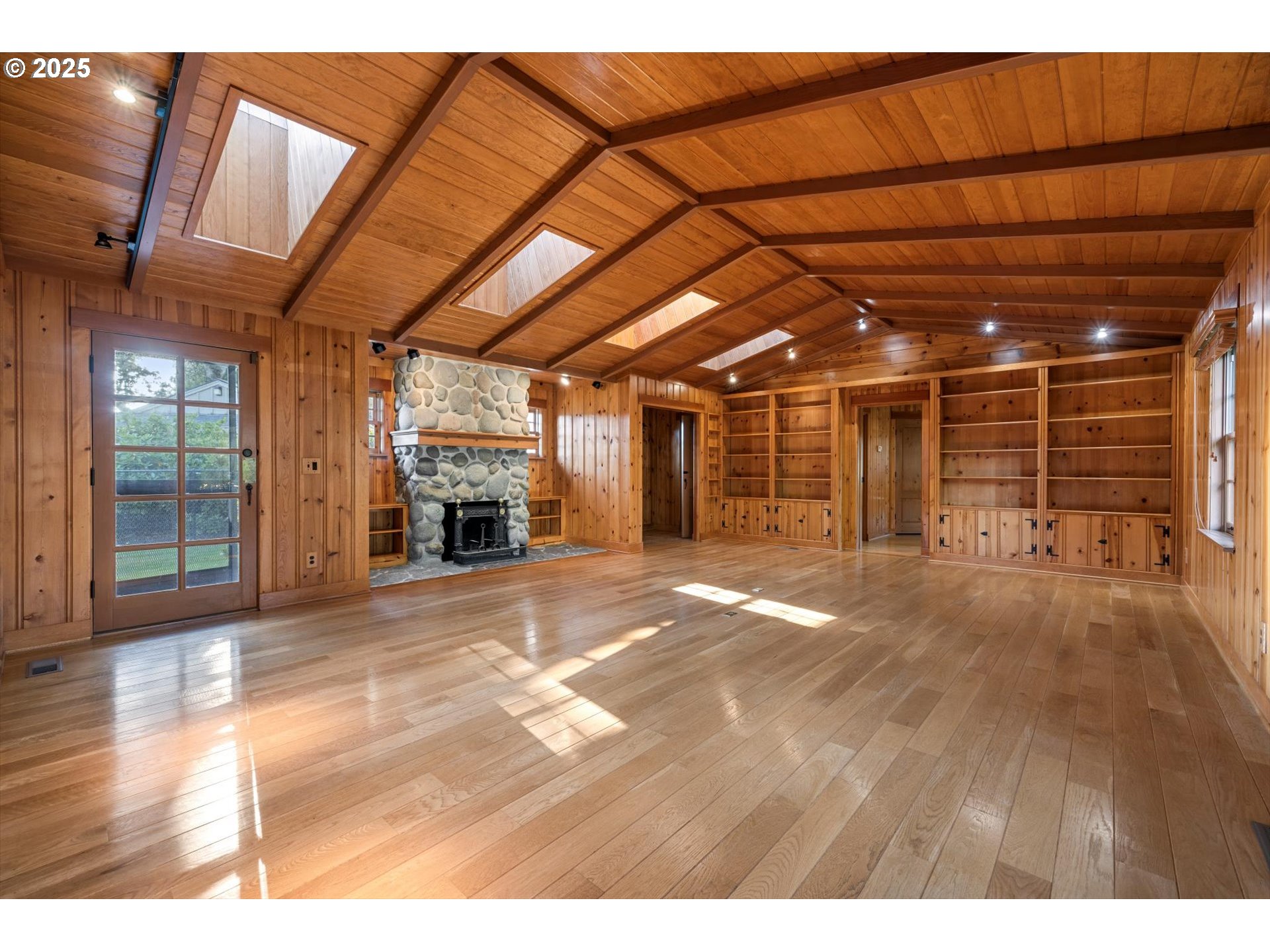 35960 Ne Wilsonville Rd Property Photo 24
