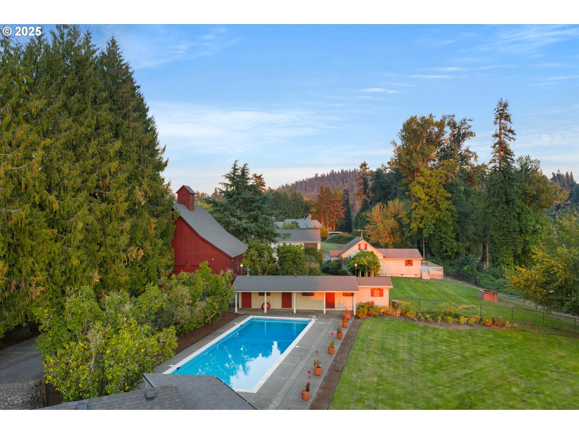 35960 Ne Wilsonville Rd Property Photo 39