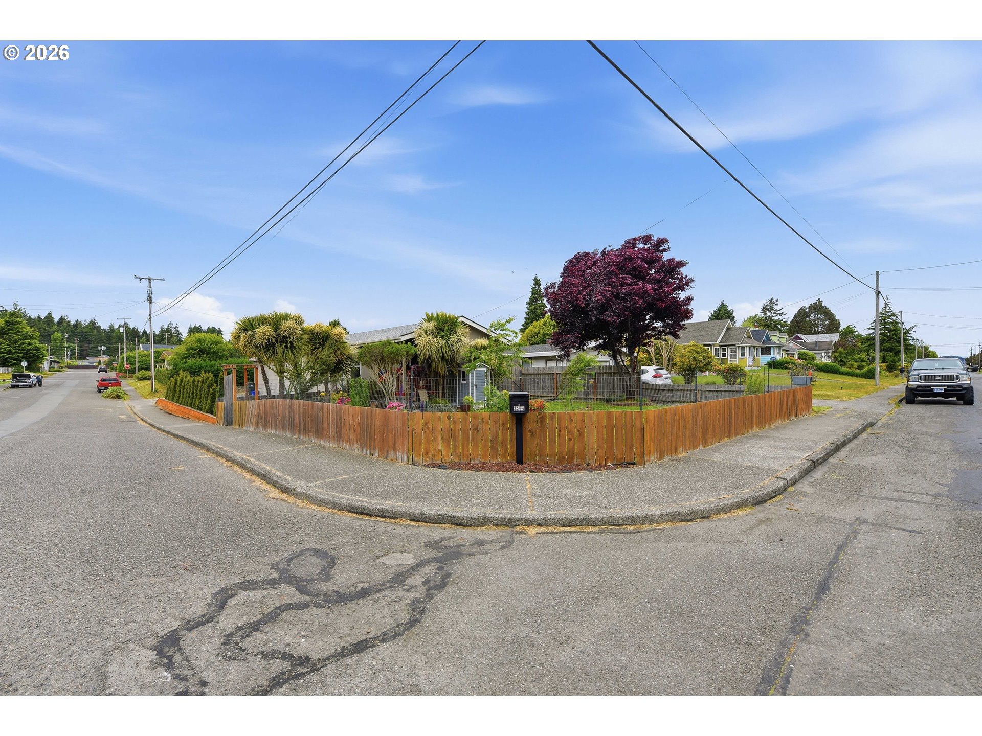 2294 Marion St Property Photo 4