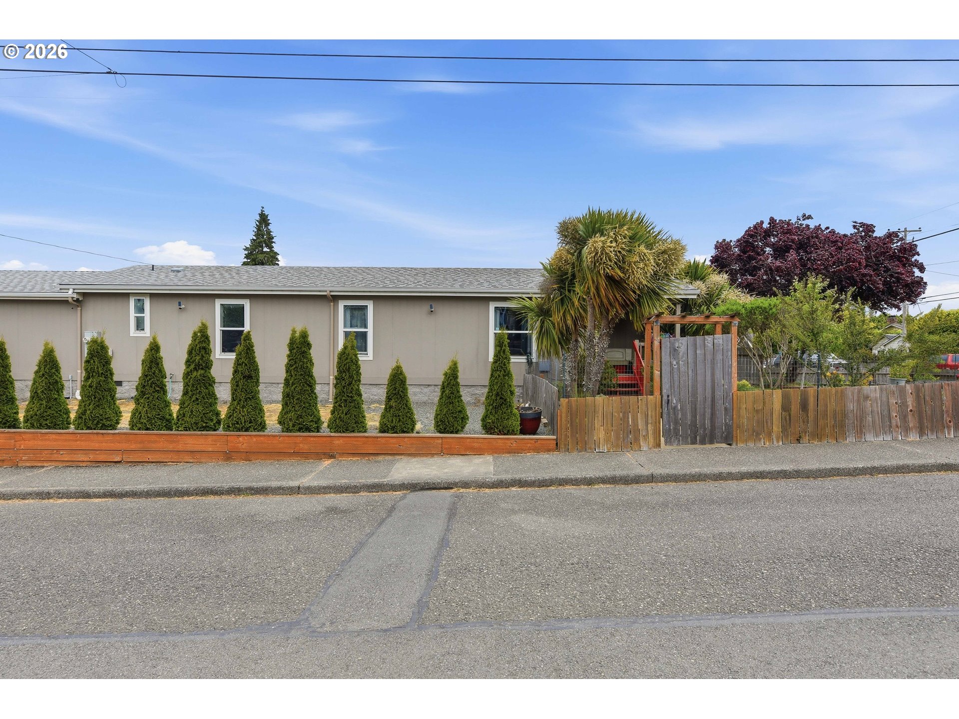 2294 Marion St Property Photo 5