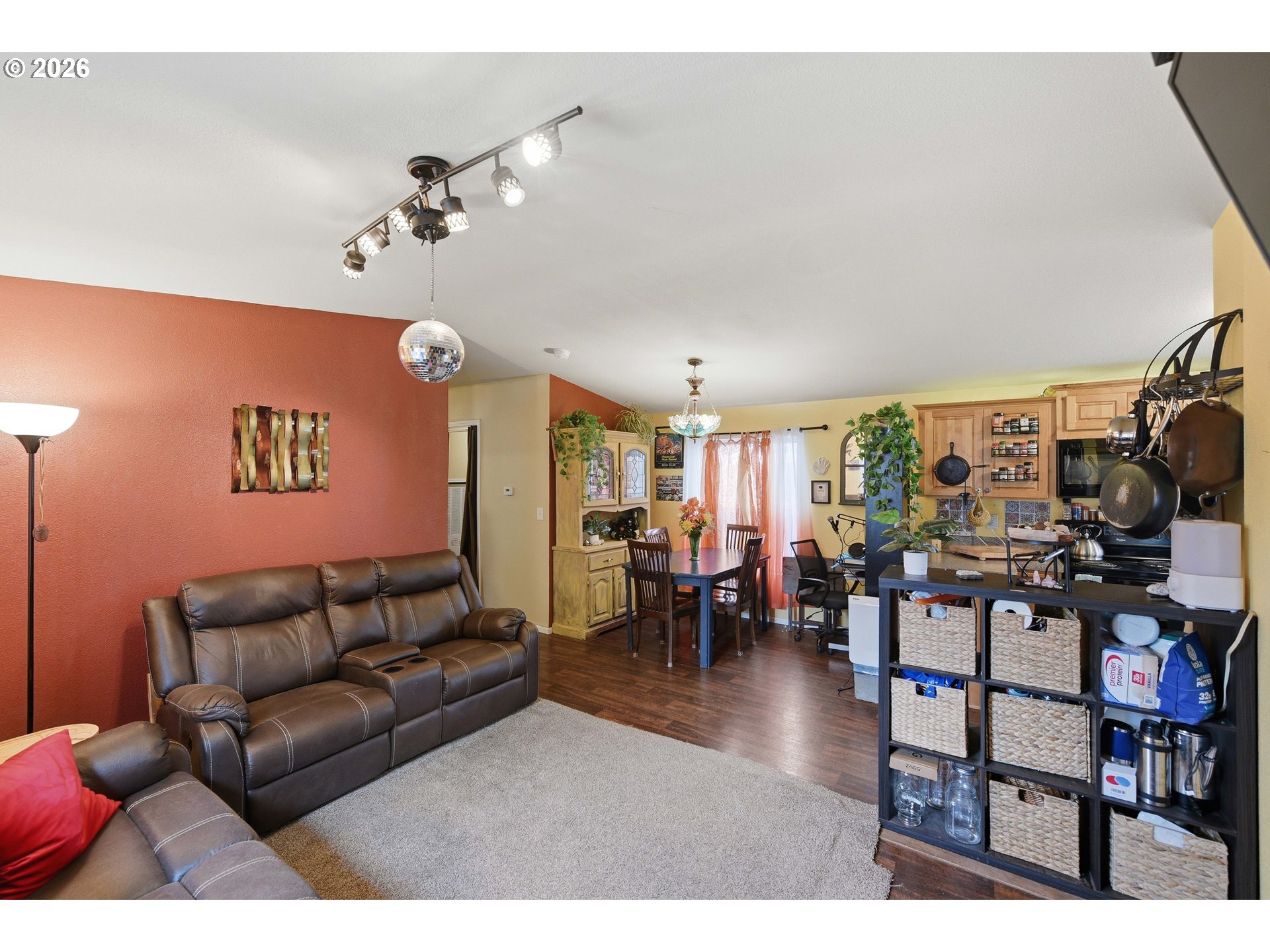 2294 Marion St Property Photo 13