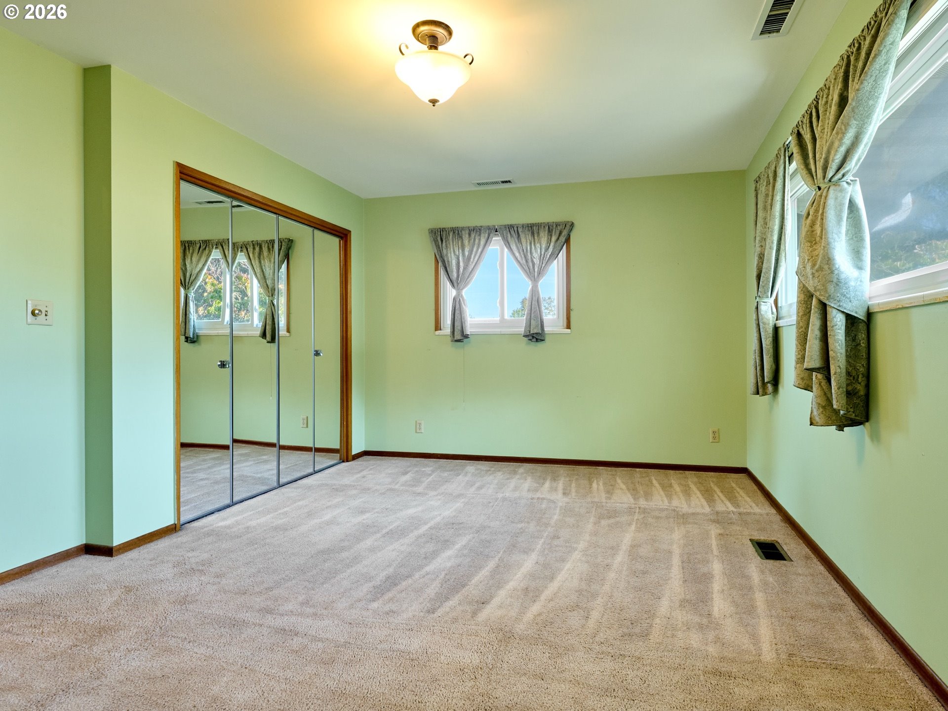 5491 Se Telegraph Rd Property Photo 16