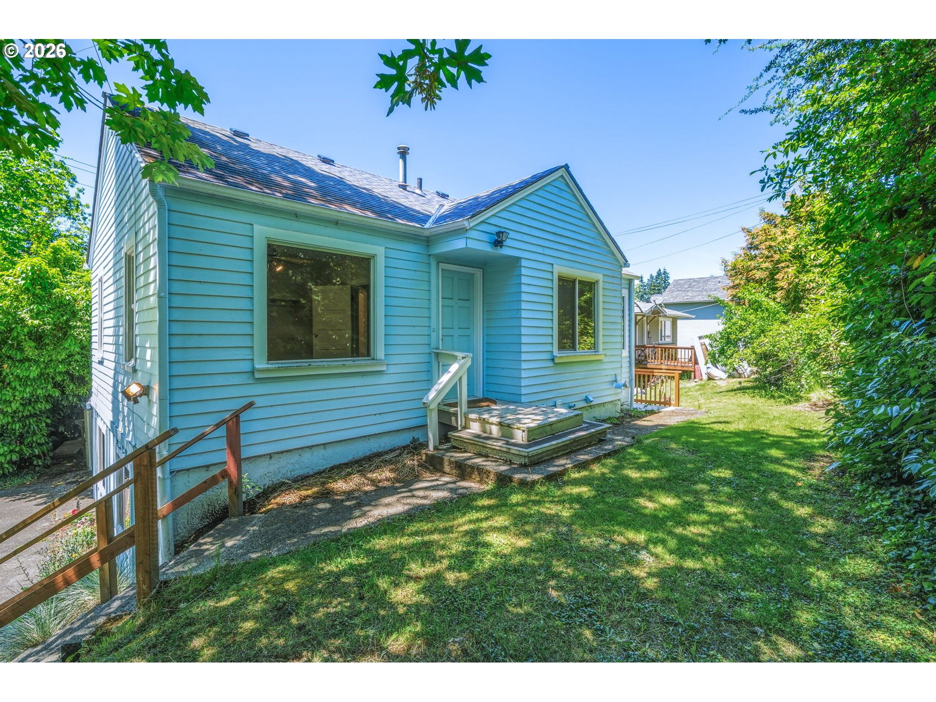 9540 Sw Terwilliger Blvd Property Photo 1