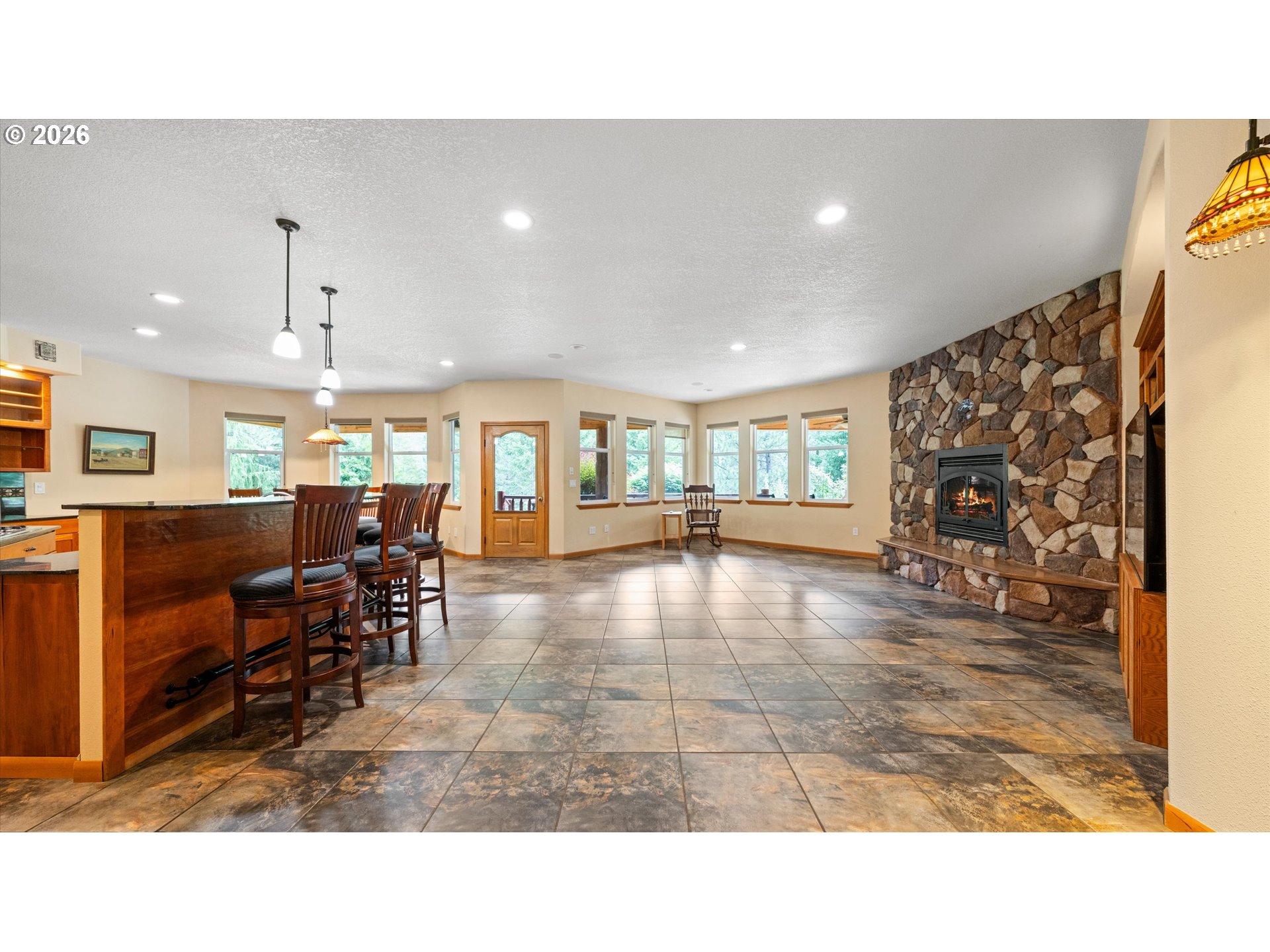 1135 N Touchet Property Photo 8