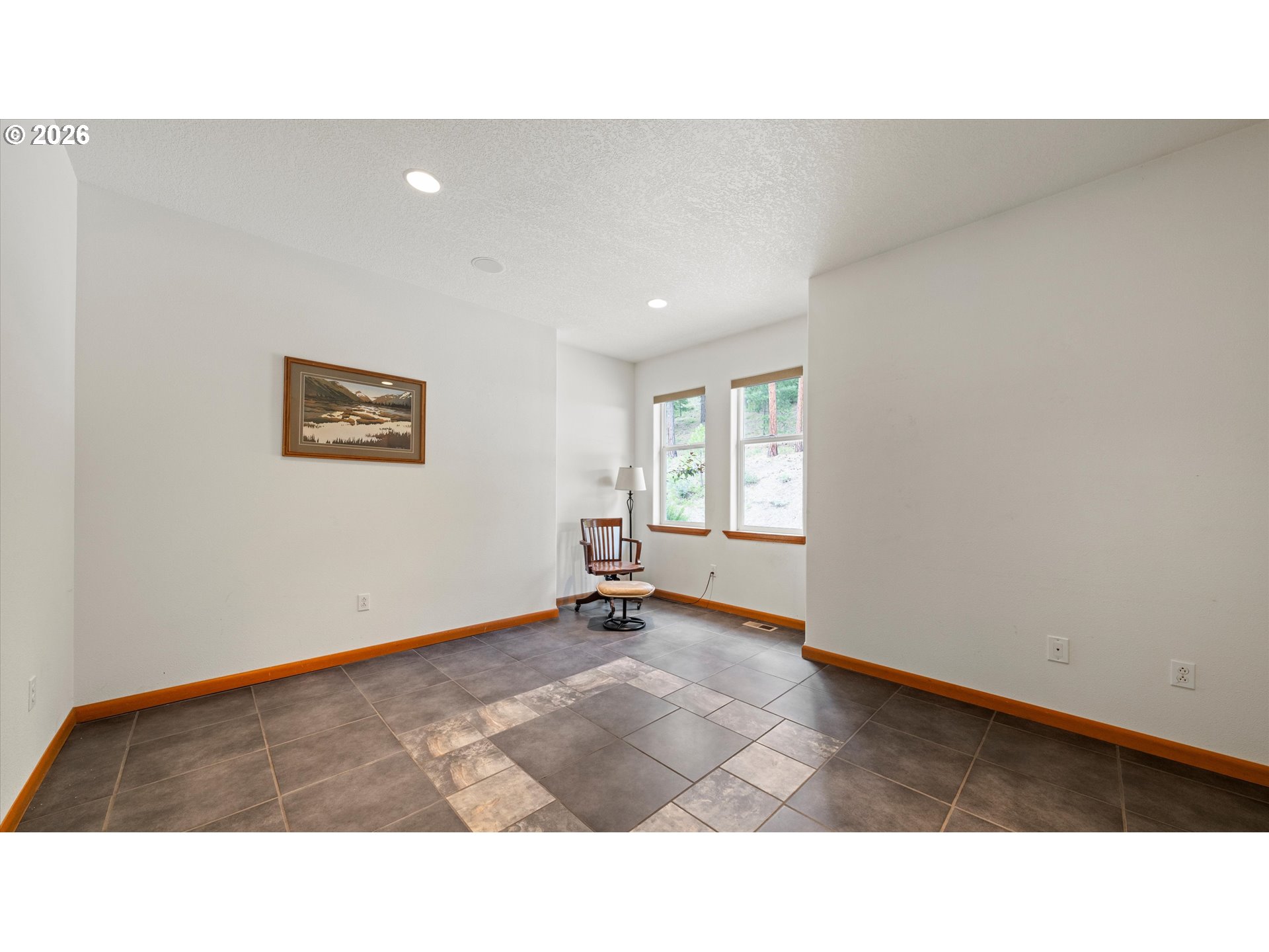 1135 N Touchet Property Photo 19
