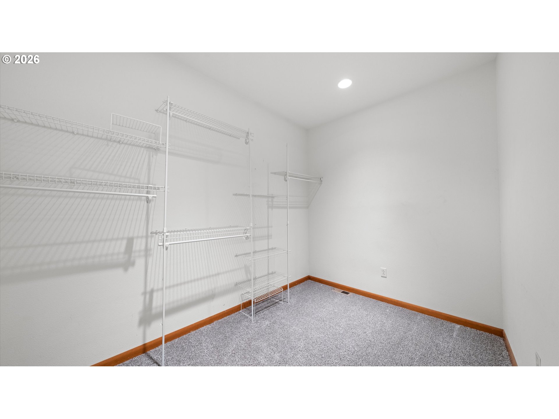 1135 N Touchet Property Photo 24