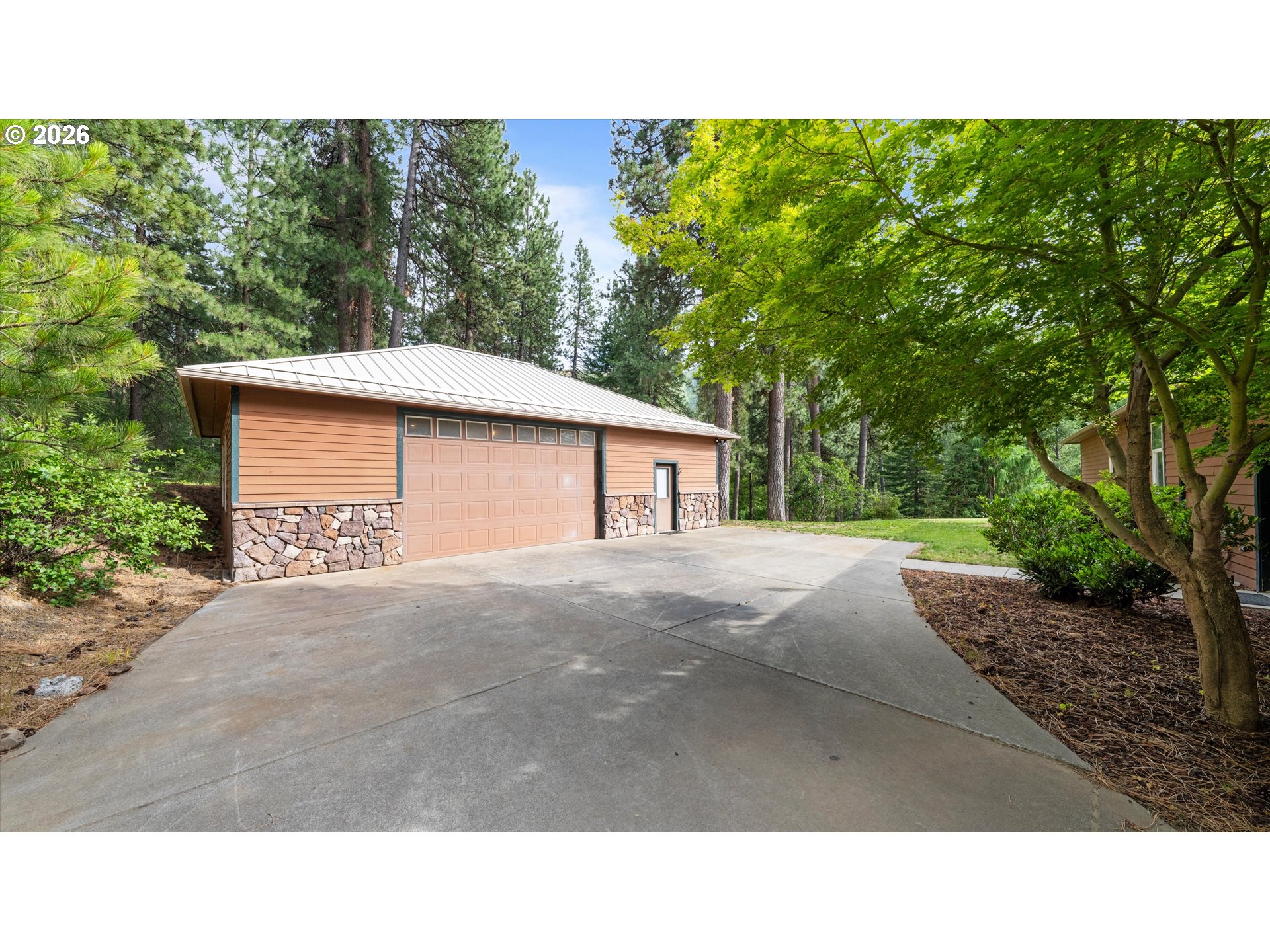 1135 N Touchet Property Photo 38