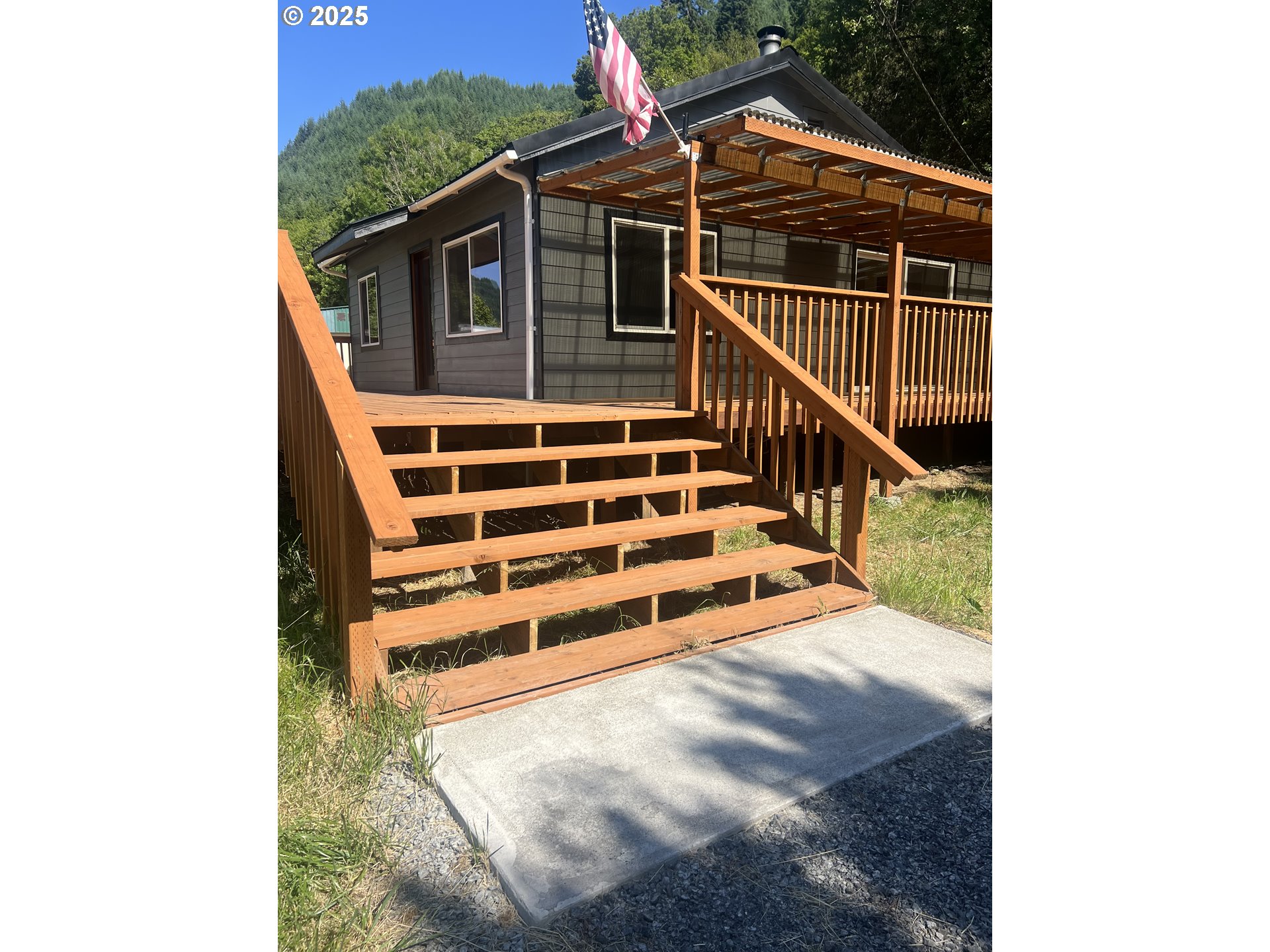 337 Main St Property Photo 18