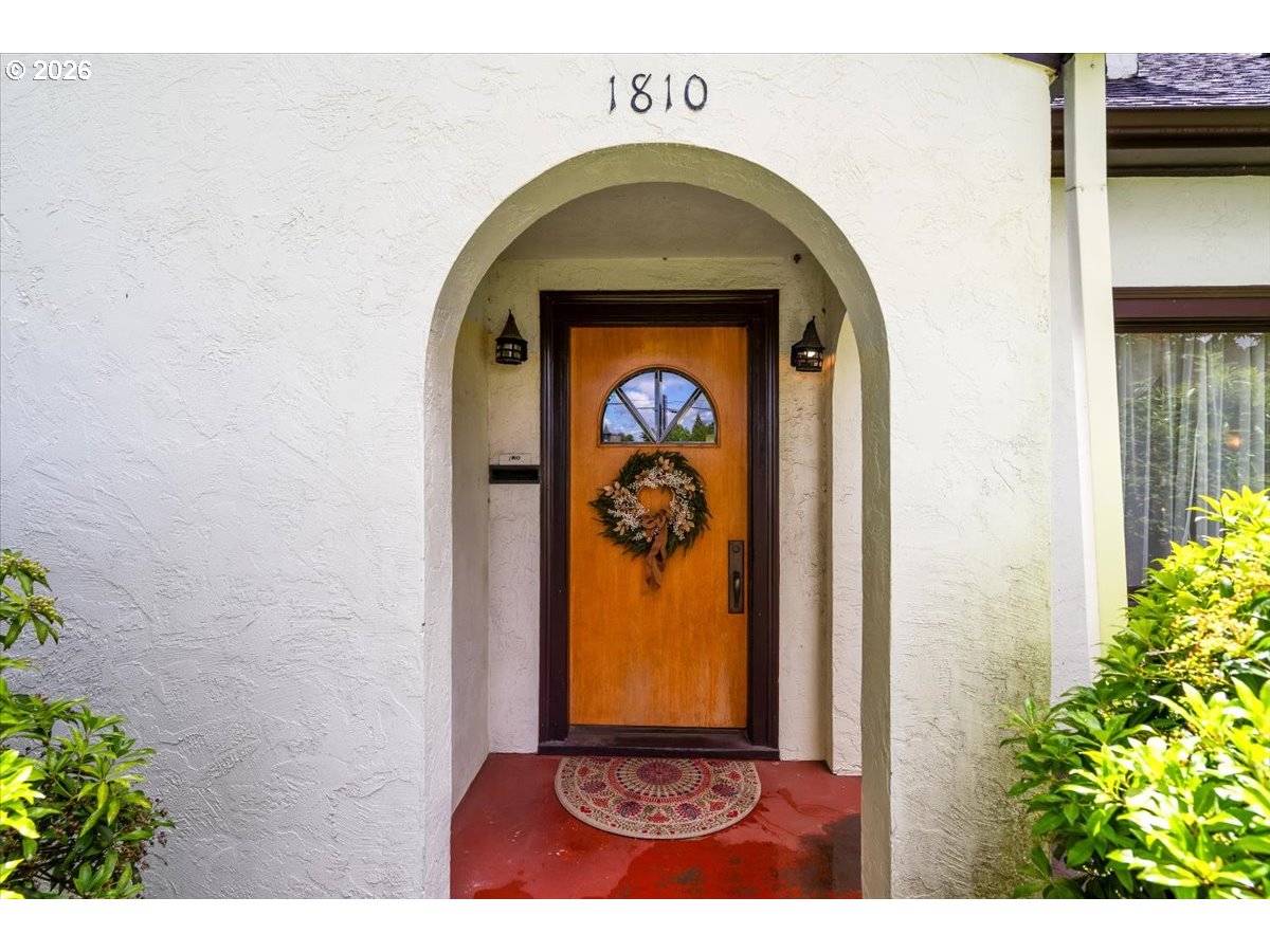 1810 Pacific Ave Property Photo 3