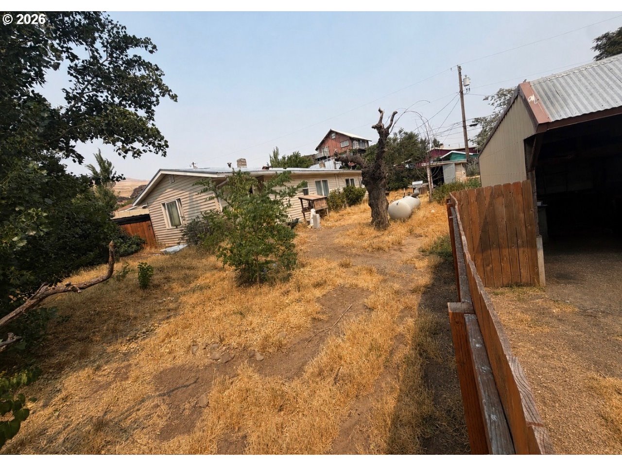 204 CHESTNUT ST Property Photo 1