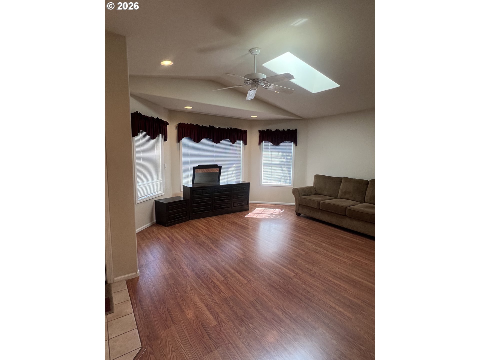 142 Swain Ct Property Photo 5
