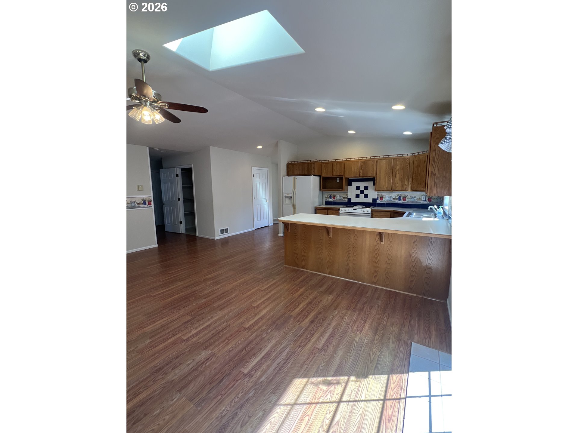 142 Swain Ct Property Photo 8