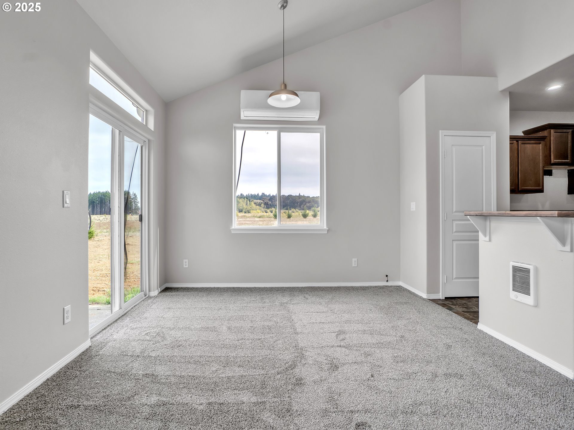 21425 Savage Rd Property Photo 16