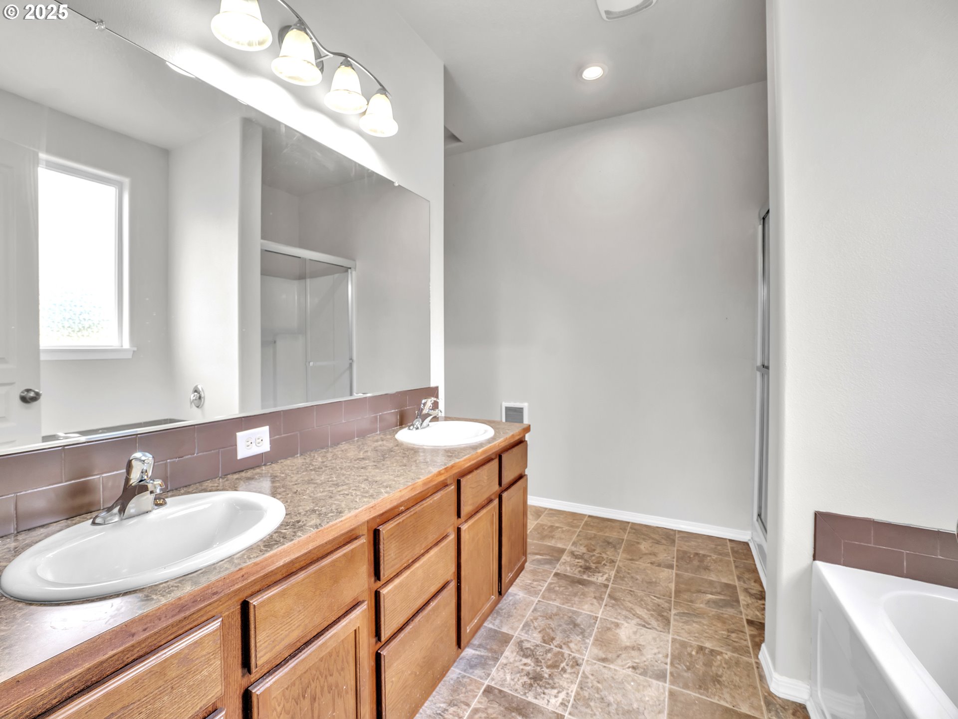 21425 Savage Rd Property Photo 23