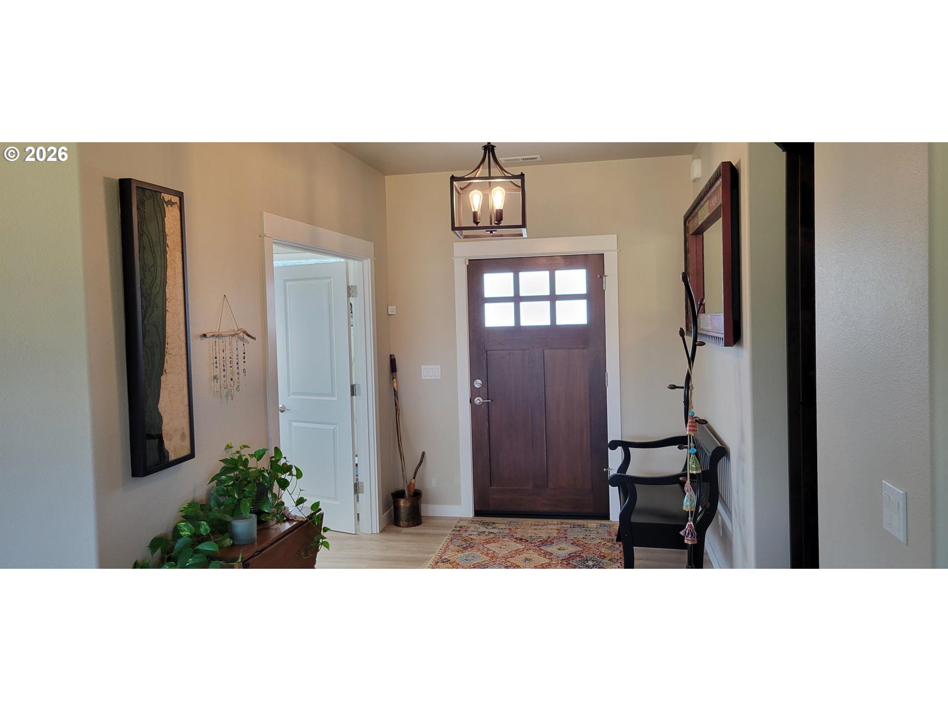879 Pebble Crk St Property Photo 4