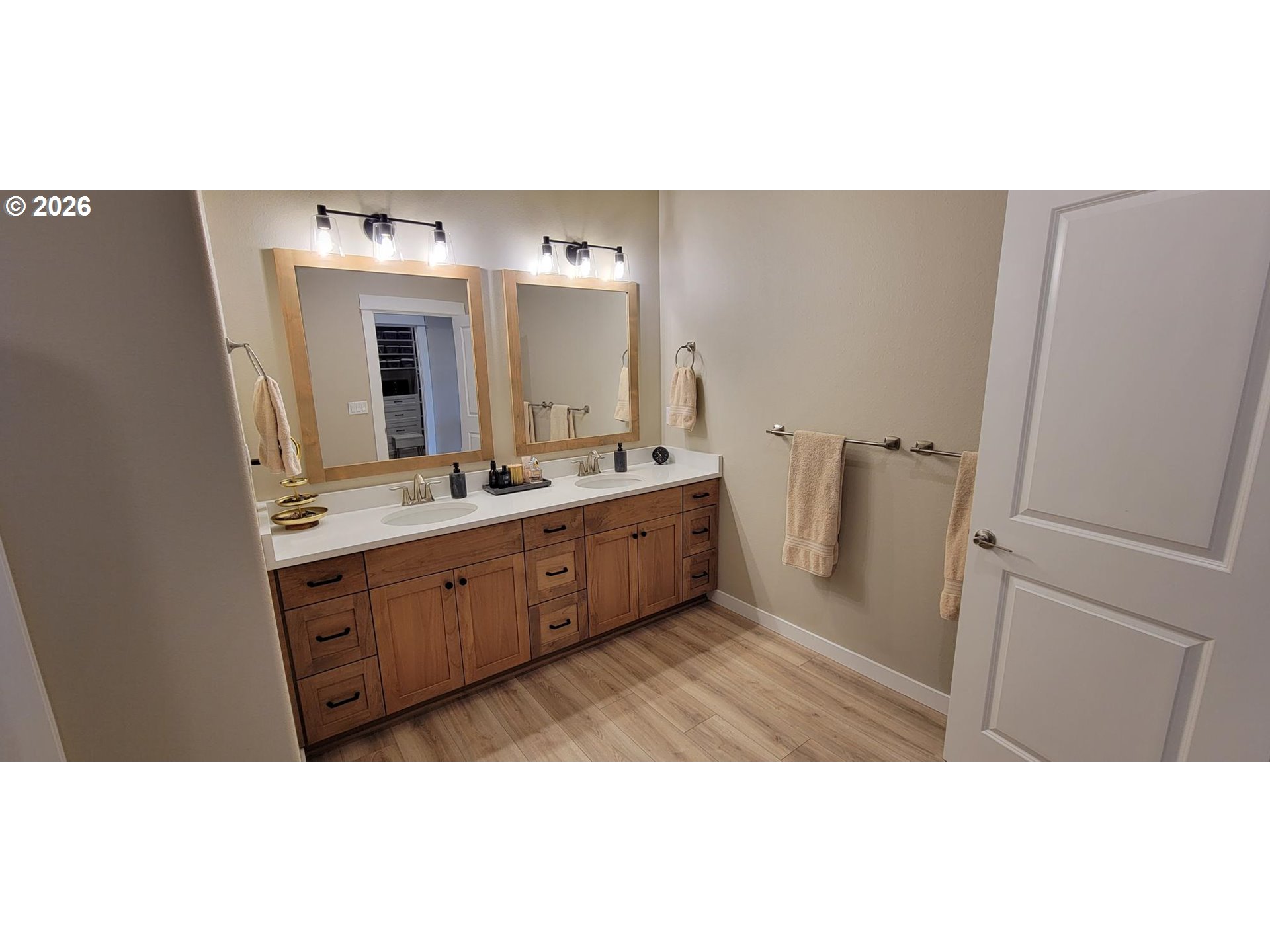879 Pebble Crk St Property Photo 24