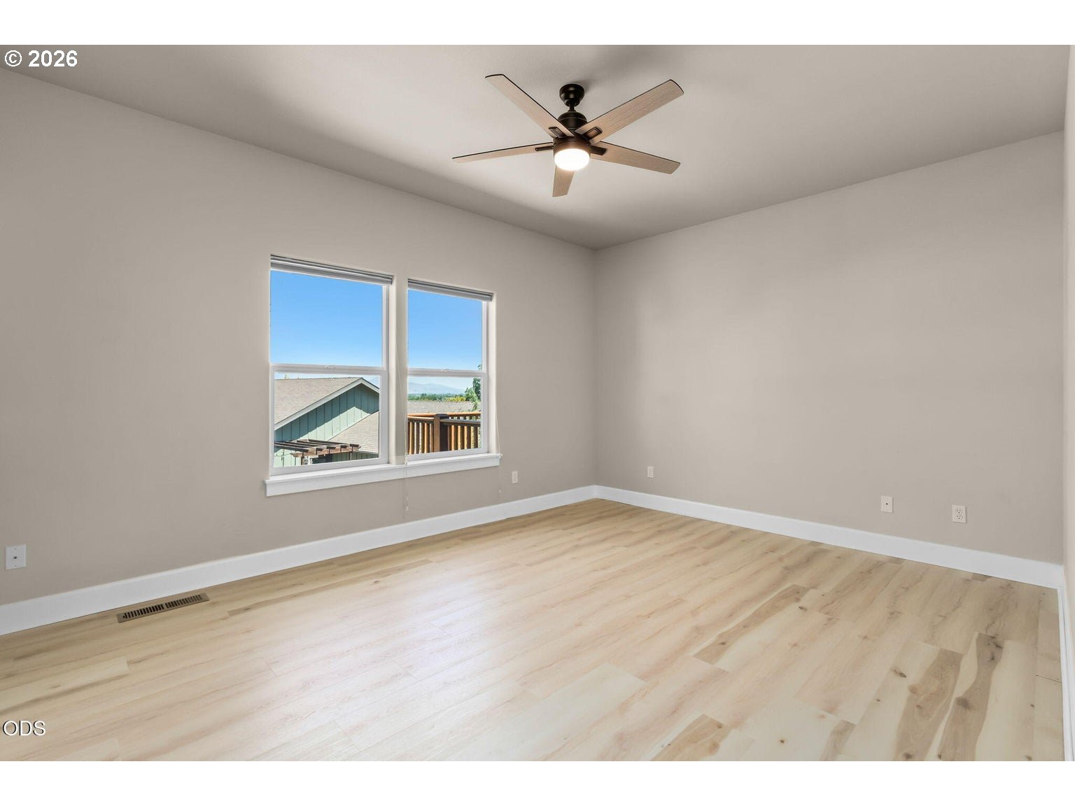 3551 Sw Salmon Ct Property Photo 10