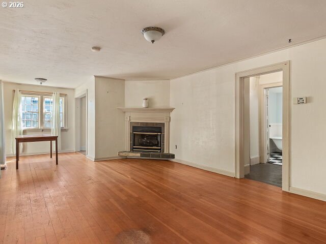 817 Nw Earl Ave Property Photo 2