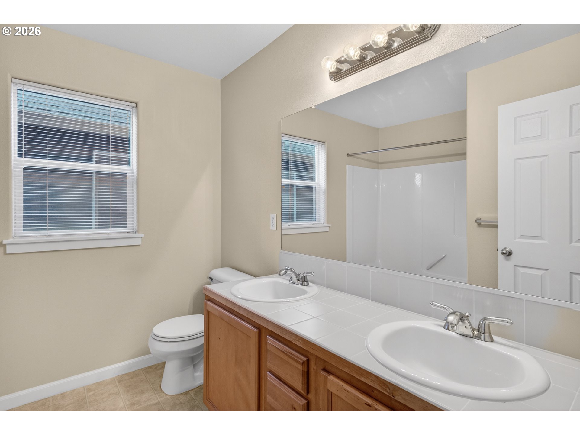 212 Nw Glencory St Property Photo 23