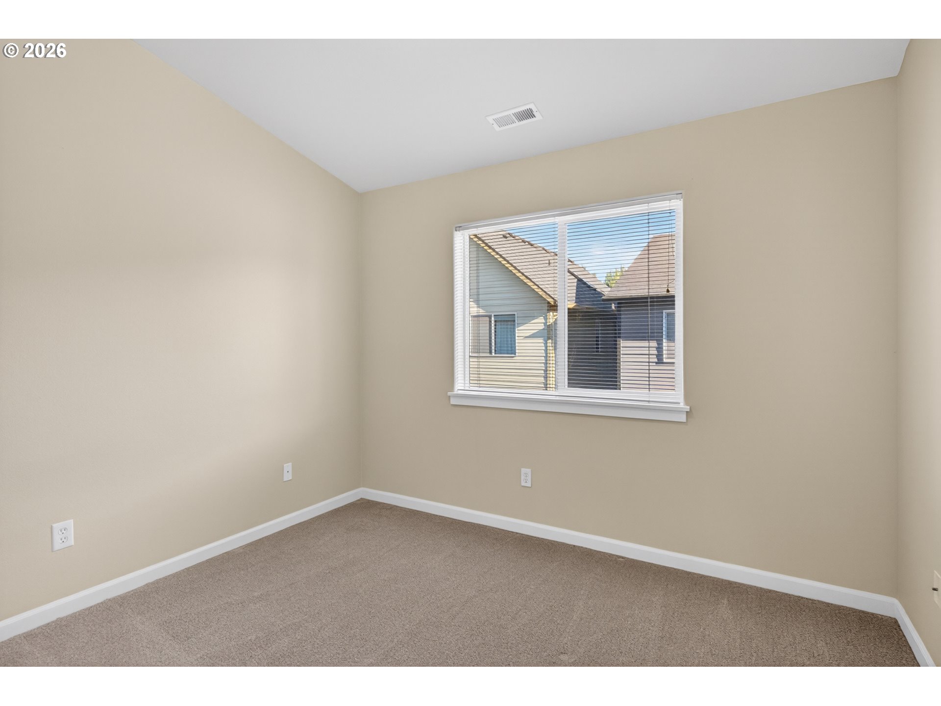 212 Nw Glencory St Property Photo 25