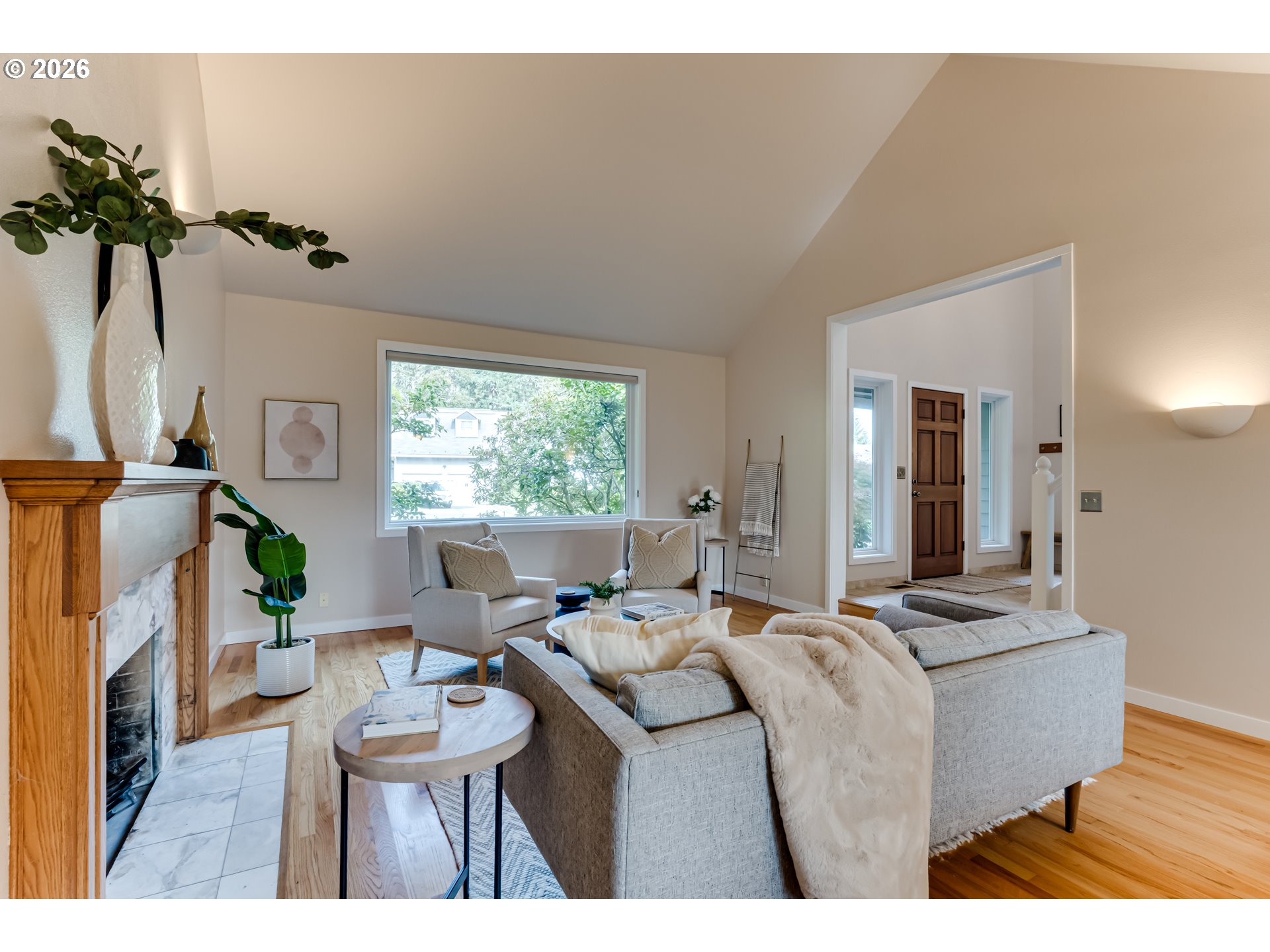 1244 Courtney Pl Property Photo 6
