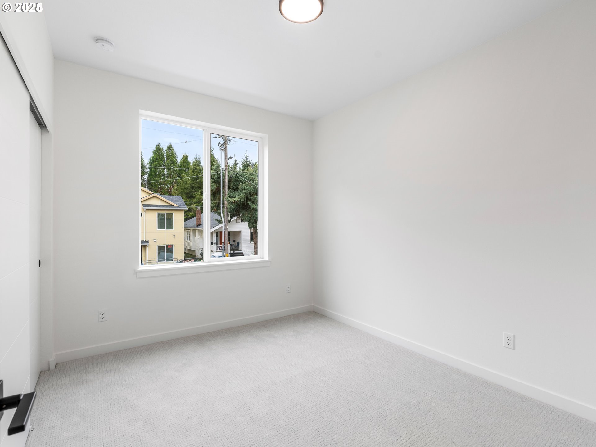 2425 Ne Alberta St Property Photo 18
