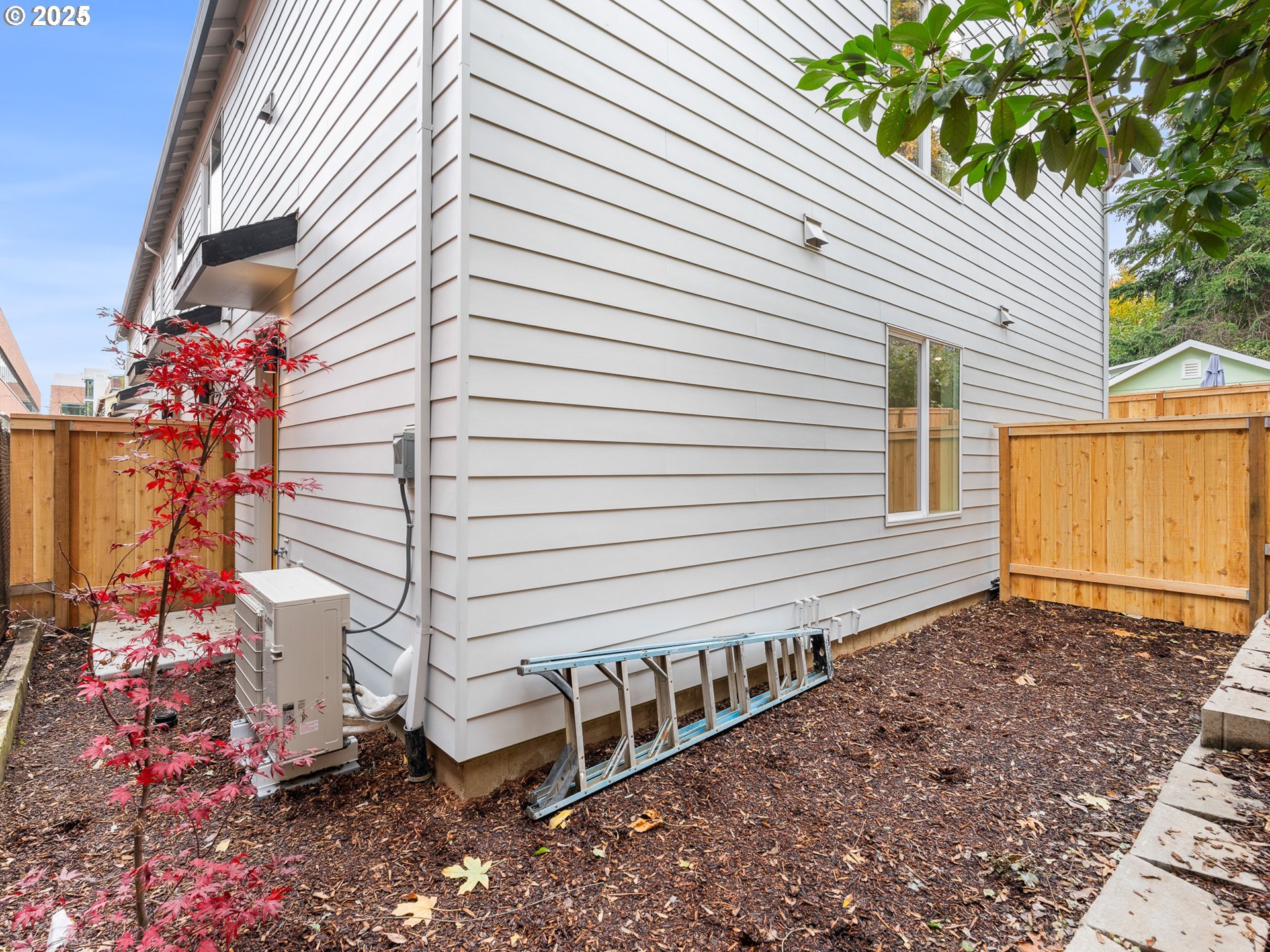 2425 Ne Alberta St Property Photo 21