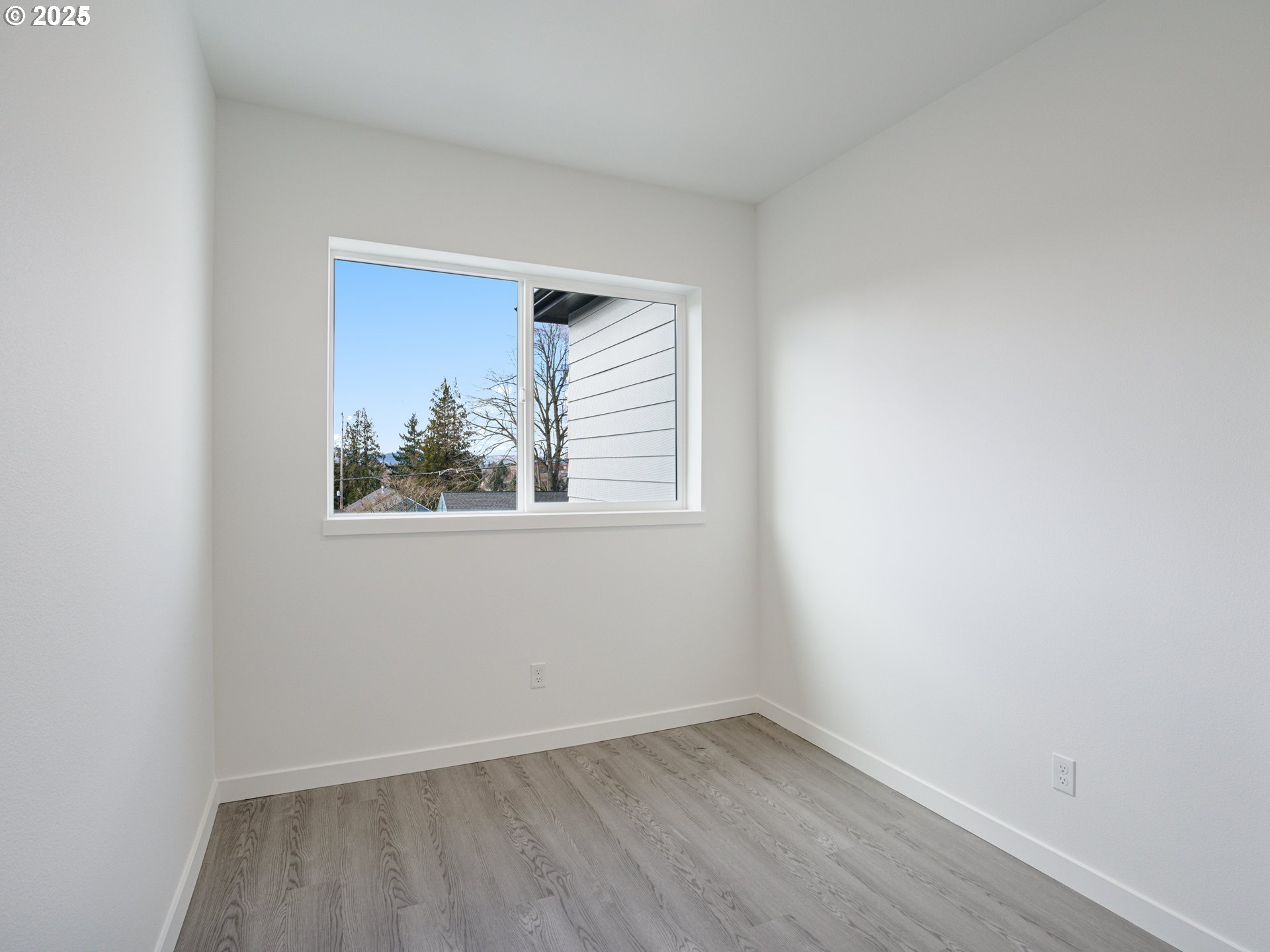 2425 Ne Alberta St Property Photo 25