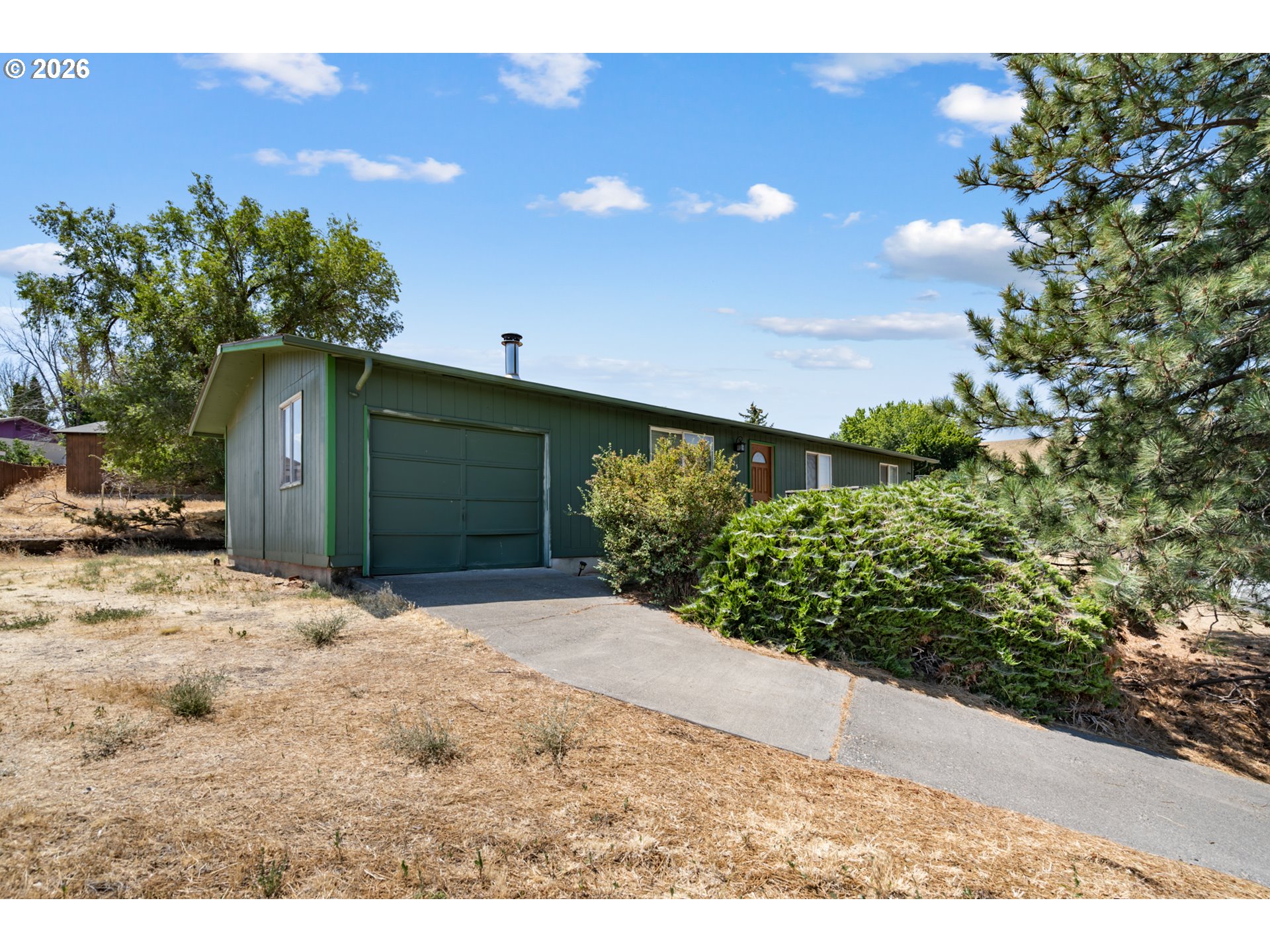 25 Canyon Dr Property Photo 2