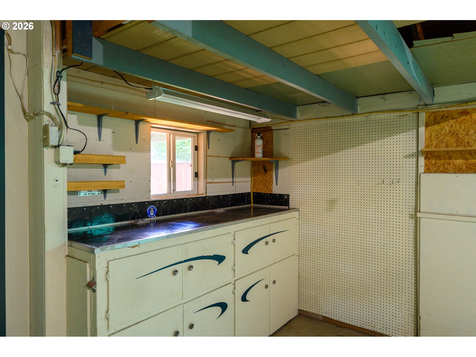 1282 E 3rd St 60 Property Photo 43