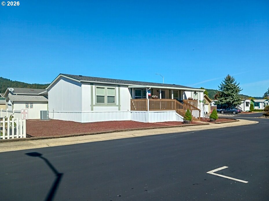 1000 E CENTRAL AVE 51