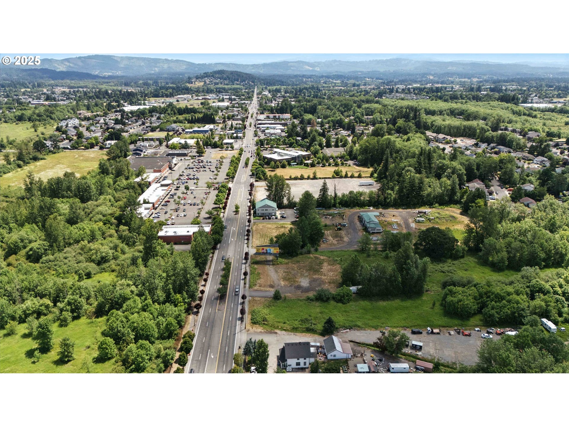 W Main St Property Photo 15