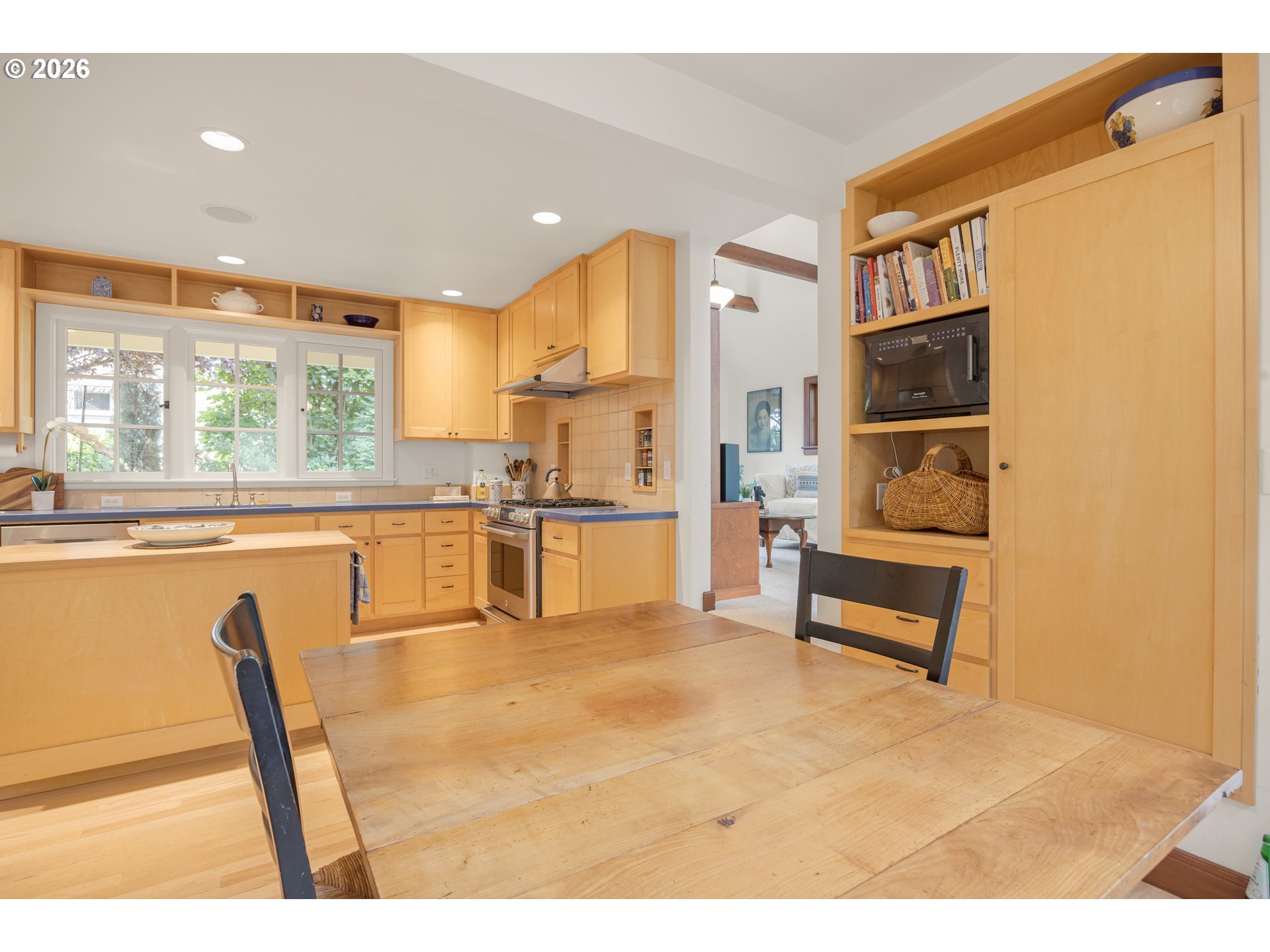 1669 Fairmount Blvd Property Photo 13