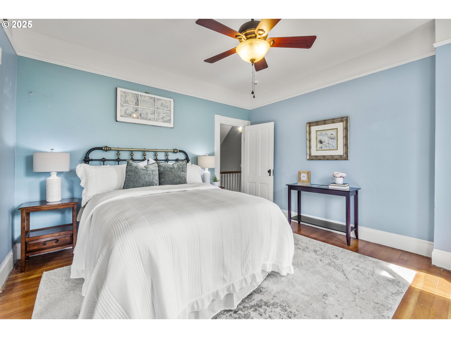 1067 Oak St Property Photo 30