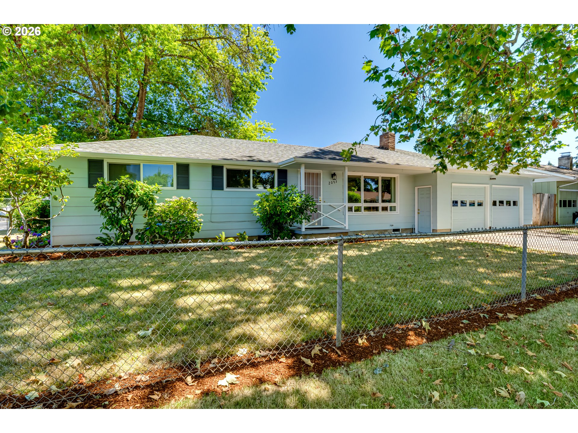 2093 Grove St Property Photo 1