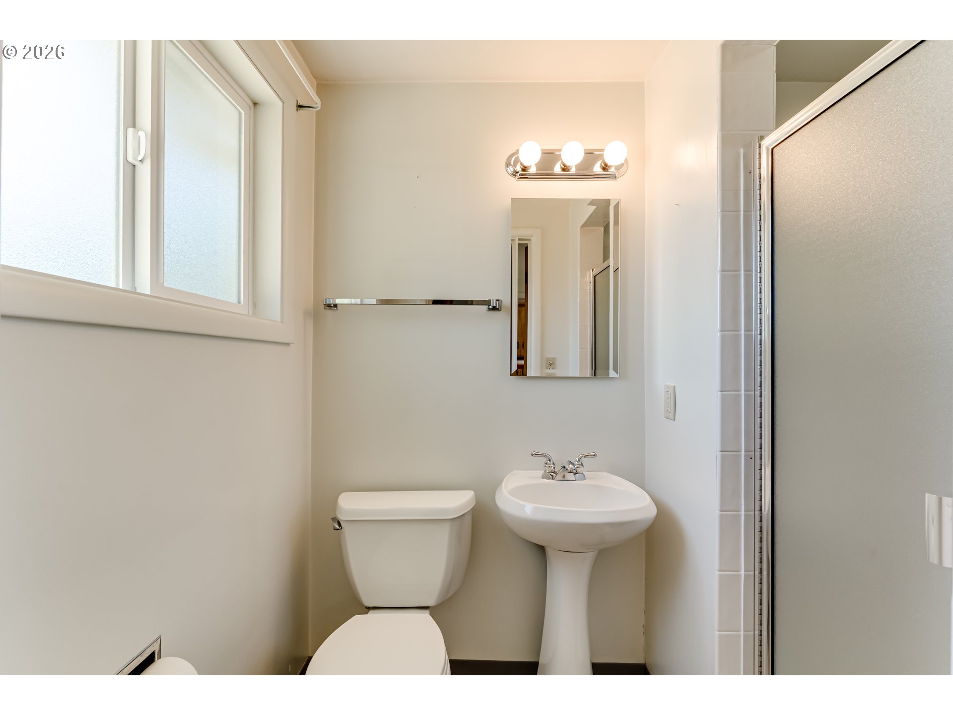 2093 Grove St Property Photo 16