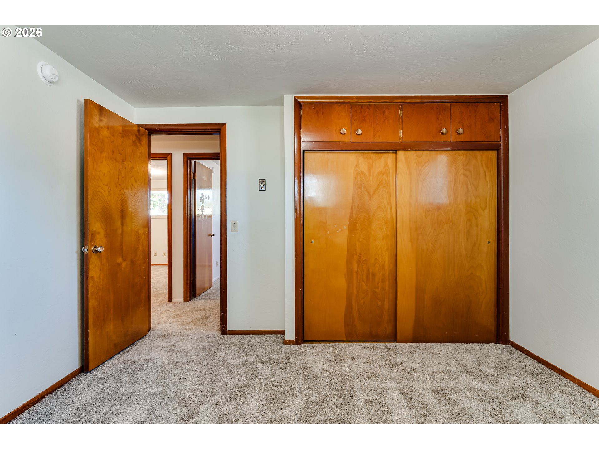 2093 Grove St Property Photo 32