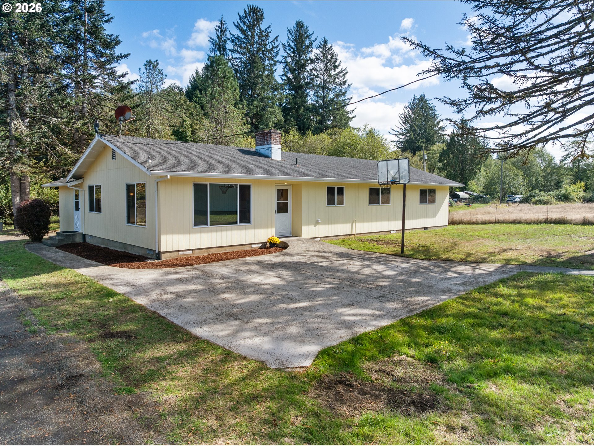 92503 Maki Rd Property Photo 1