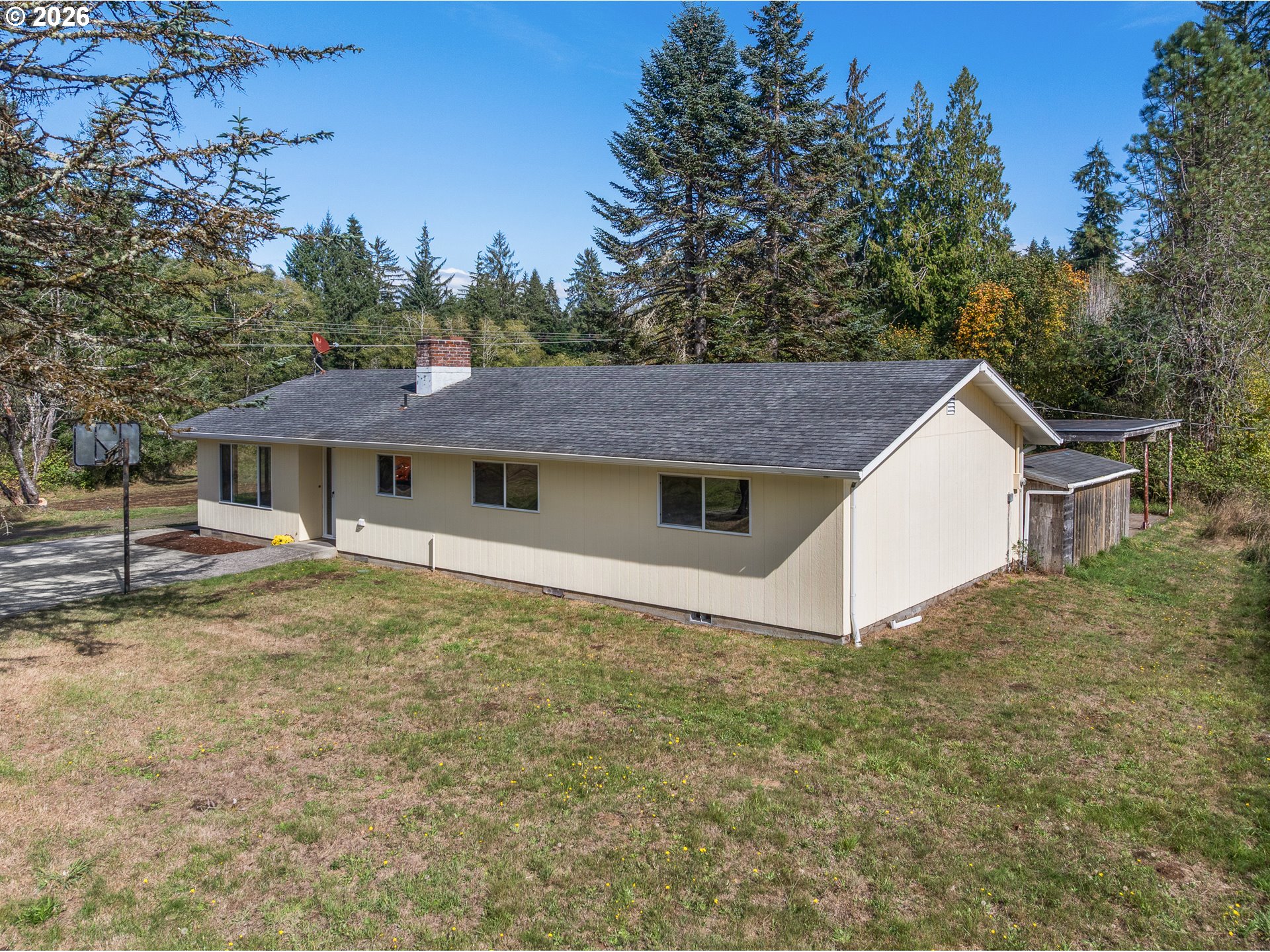 92503 Maki Rd Property Photo 2