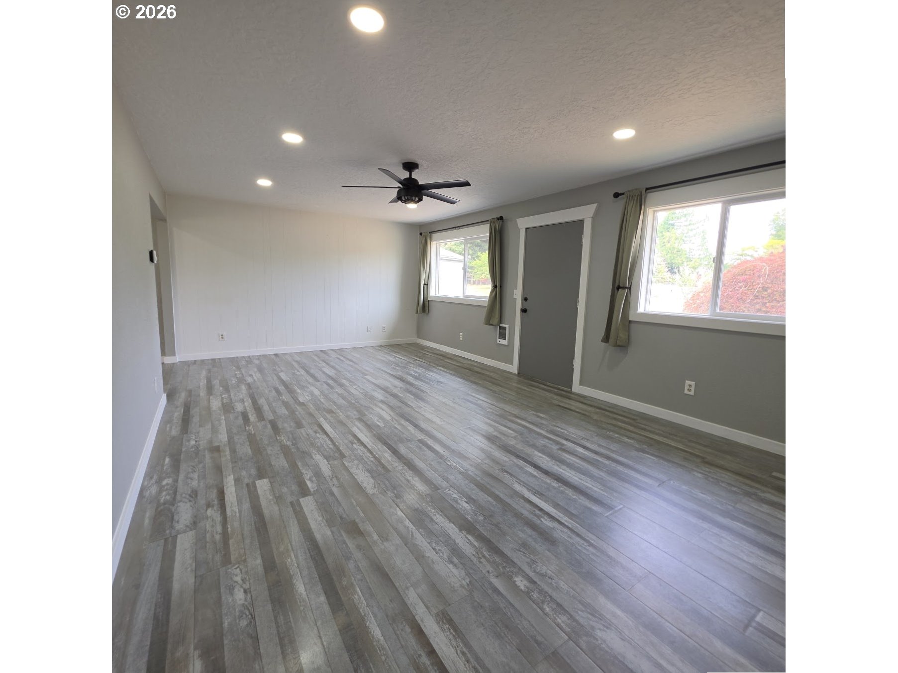 54047 West Lane Rd Property Photo 3