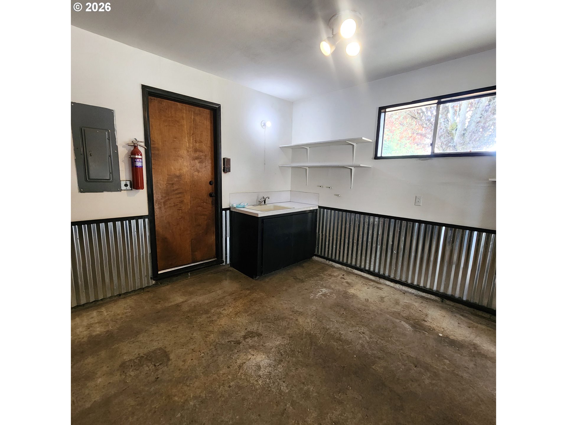 54047 West Lane Rd Property Photo 17