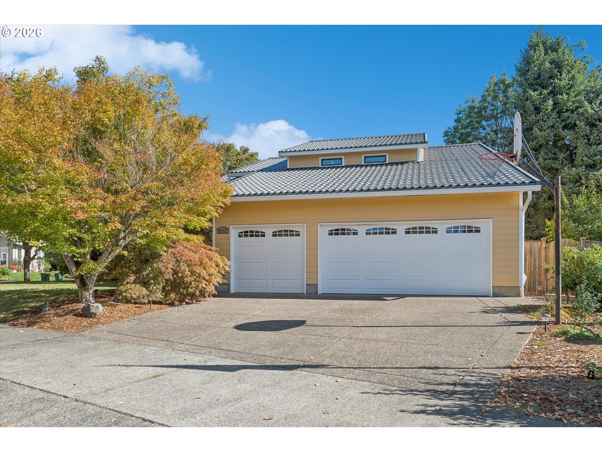 8810 Sw Maverick Ter Property Photo 3